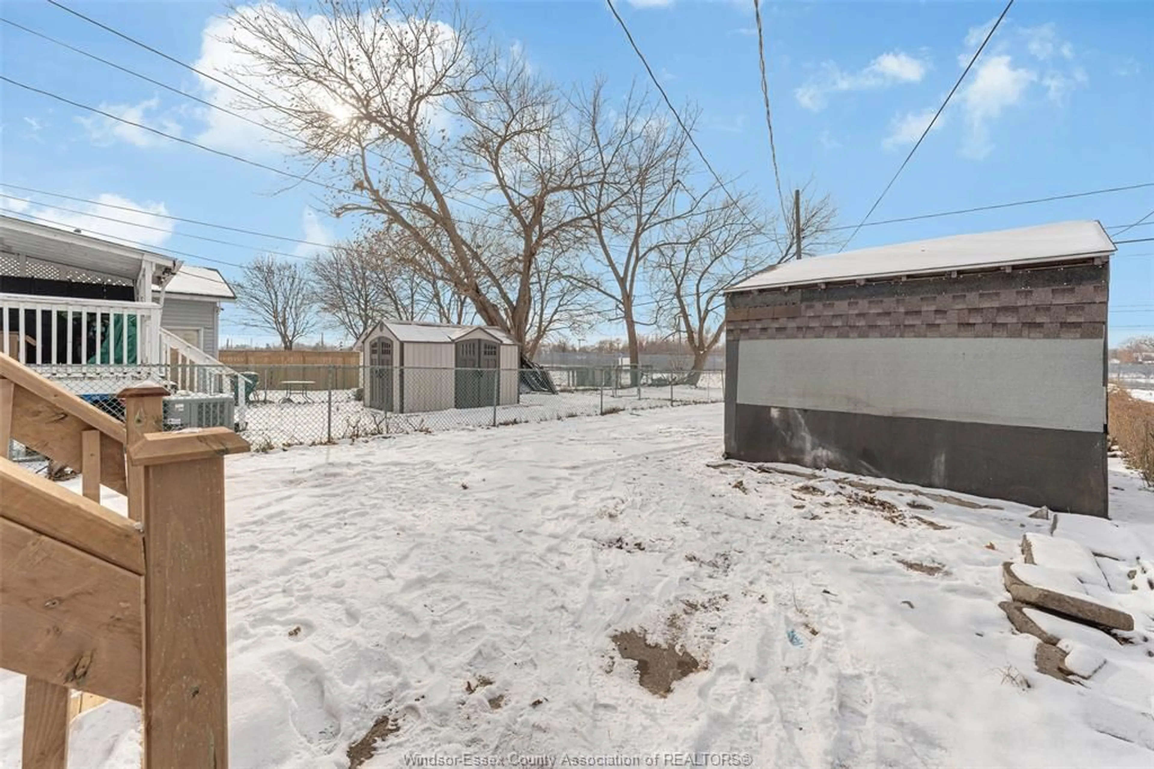 Unknown for 1127 WELLINGTON Ave, Windsor Ontario N9A 5K2