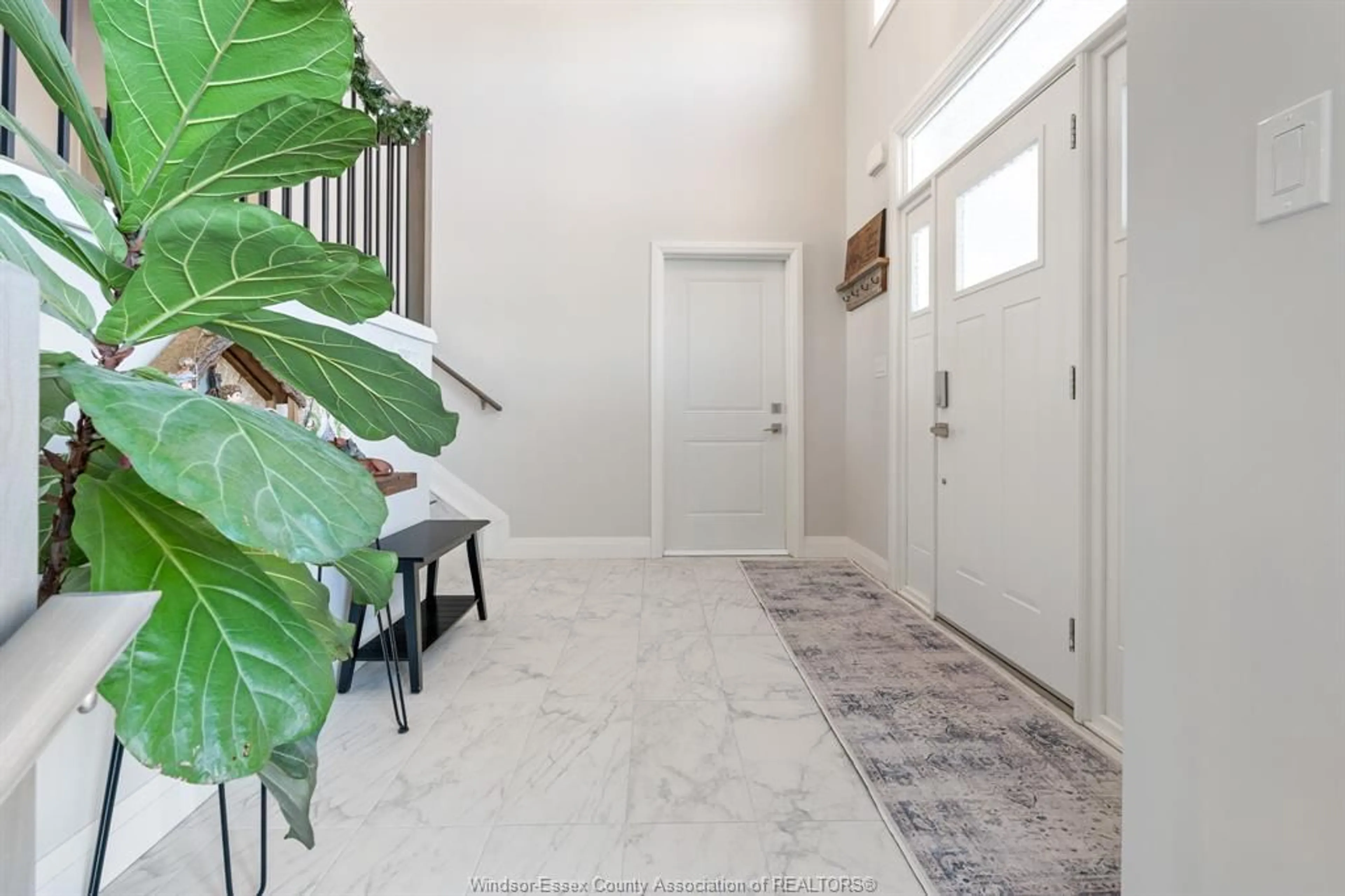 Indoor entryway for 201 Mullen Cres, Amherstburg Ontario N9V 0C2