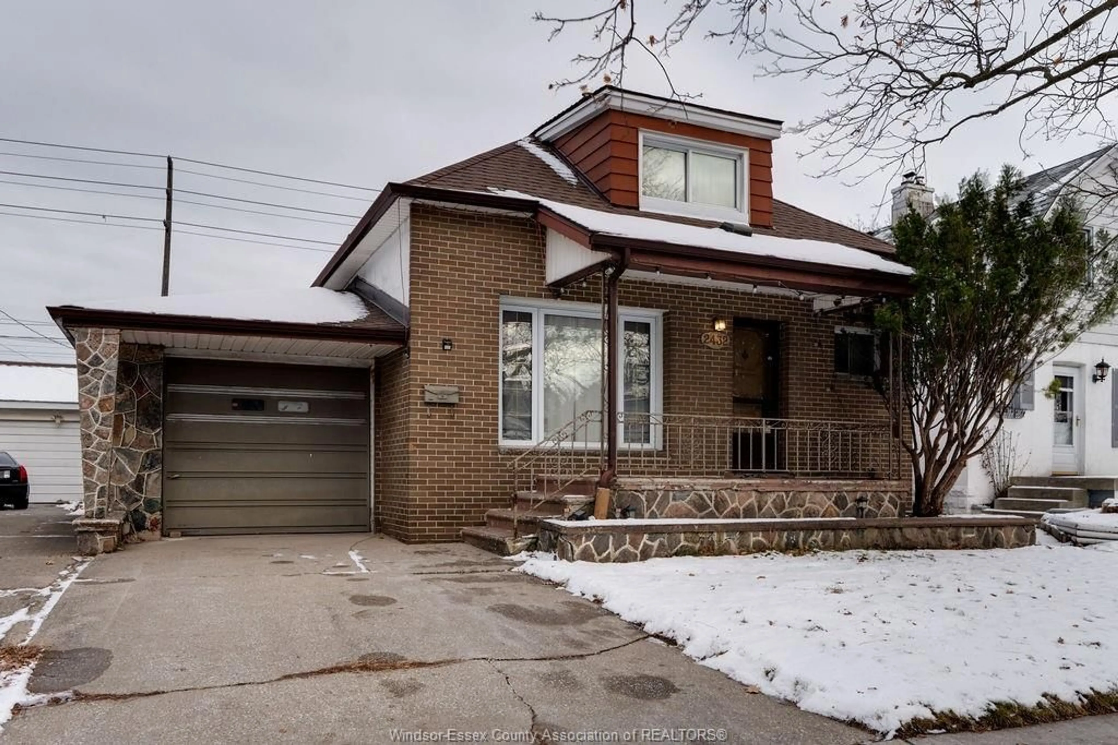 Home with brick exterior material, street for 2432 TURNER Rd, Windsor Ontario N8W 3K8