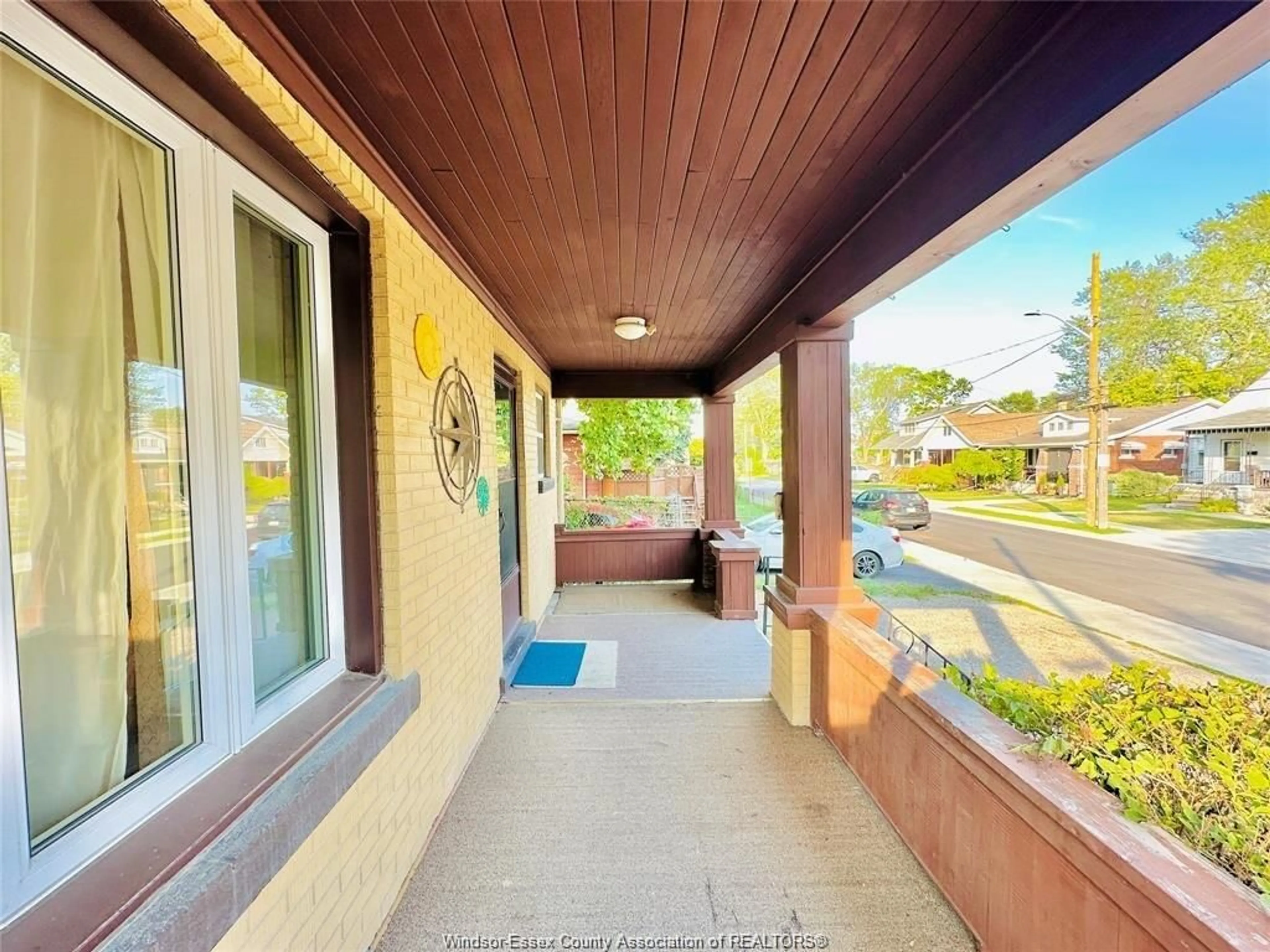 Unknown for 550 ALLENDALE, Windsor Ontario N8X 2C3