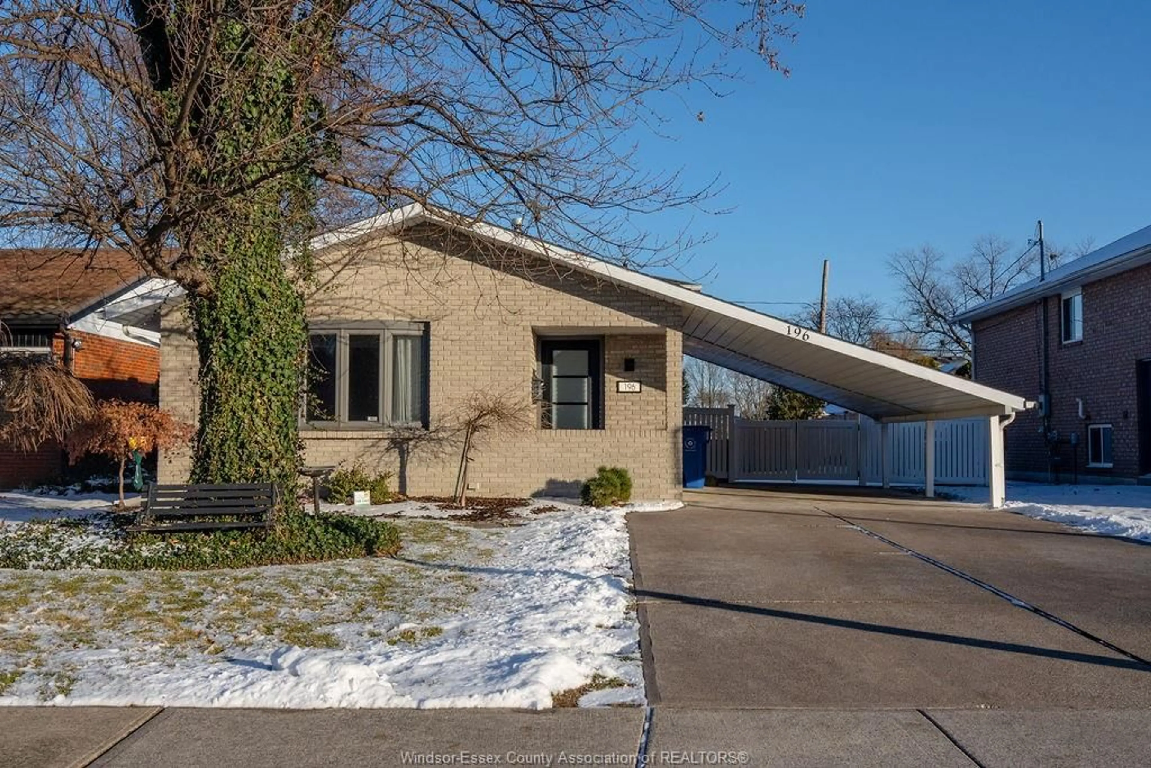 Unknown for 196 GRACE Rd, Tecumseh Ontario N8N 2G7