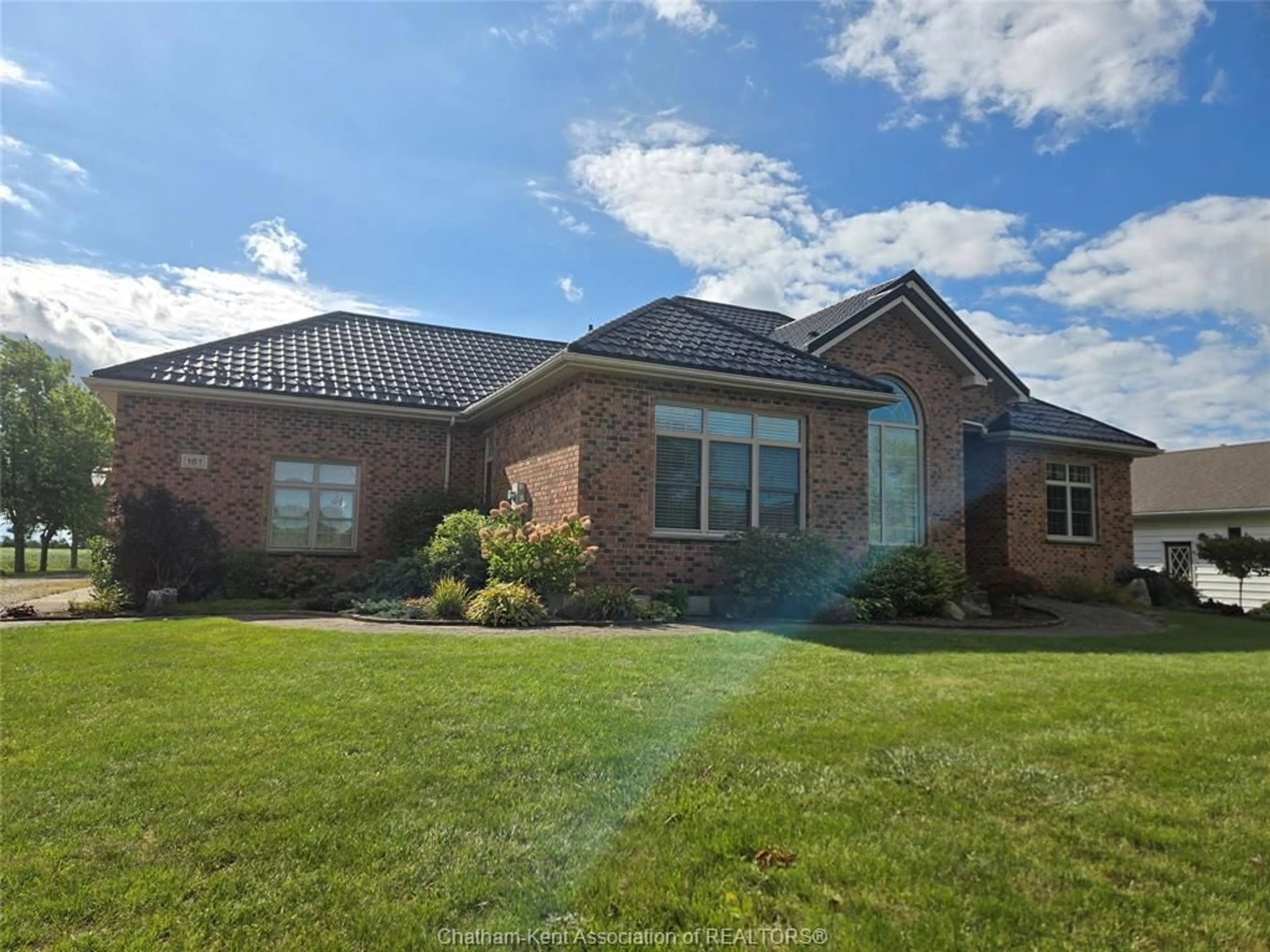 Home with brick exterior material, unknown for 161 ABERDEEN St, Merlin Ontario N0P 1W0