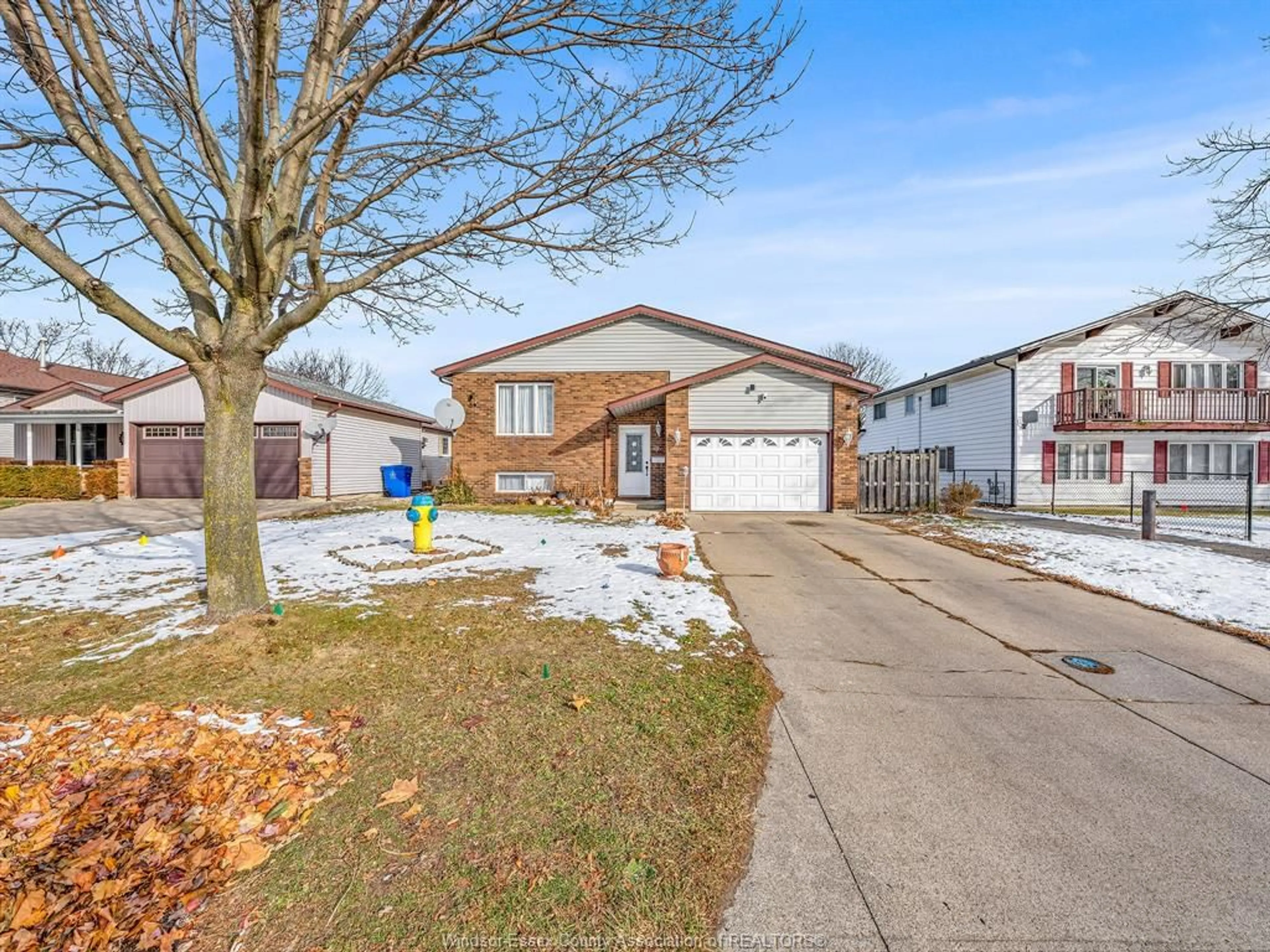 Unknown for 20 SUTTON, Leamington Ontario N8H 4P5