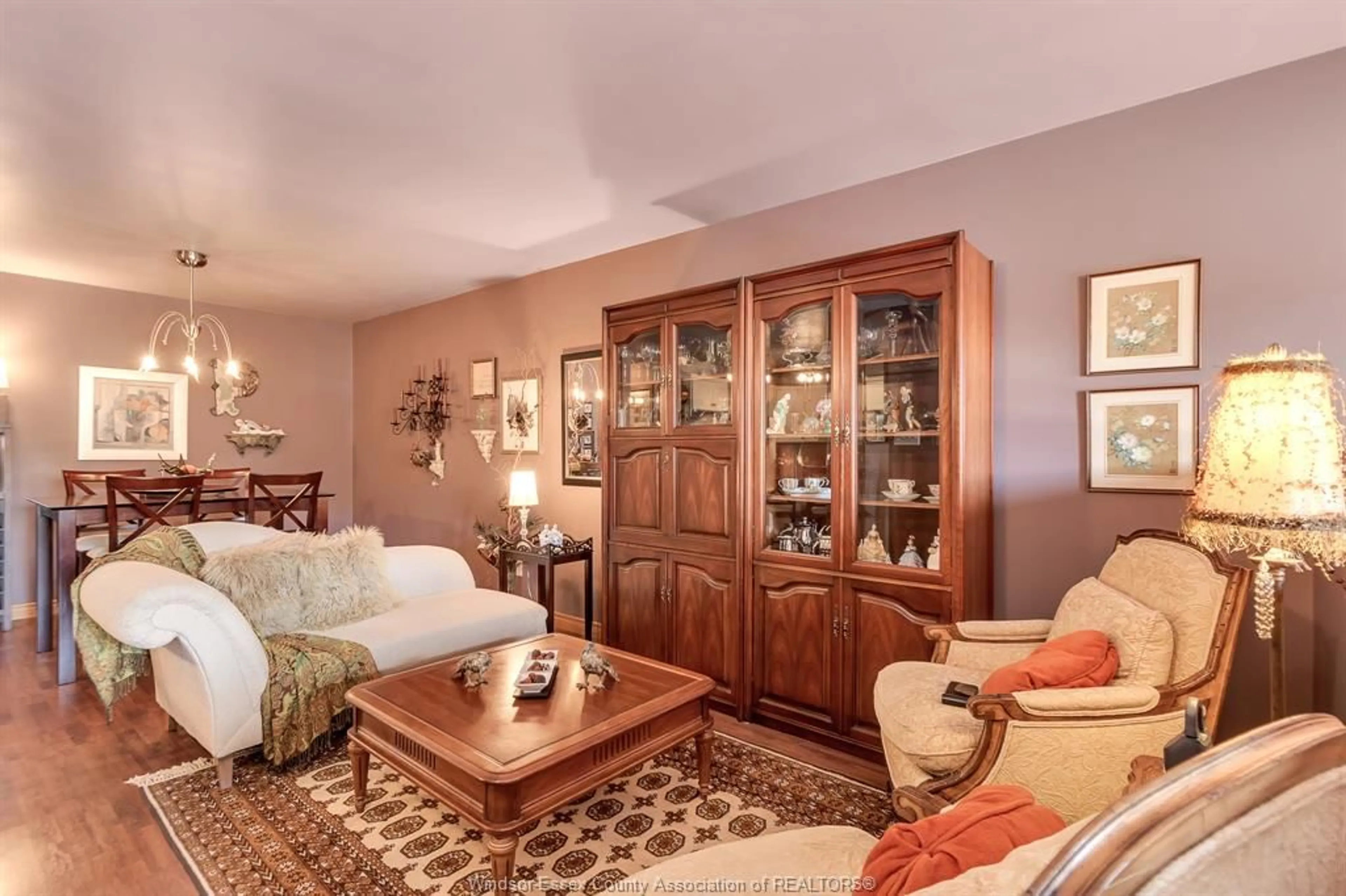 Living room with furniture, unknown for 1033 KING RICHARD Crt, Lakeshore Ontario N8L 0V1