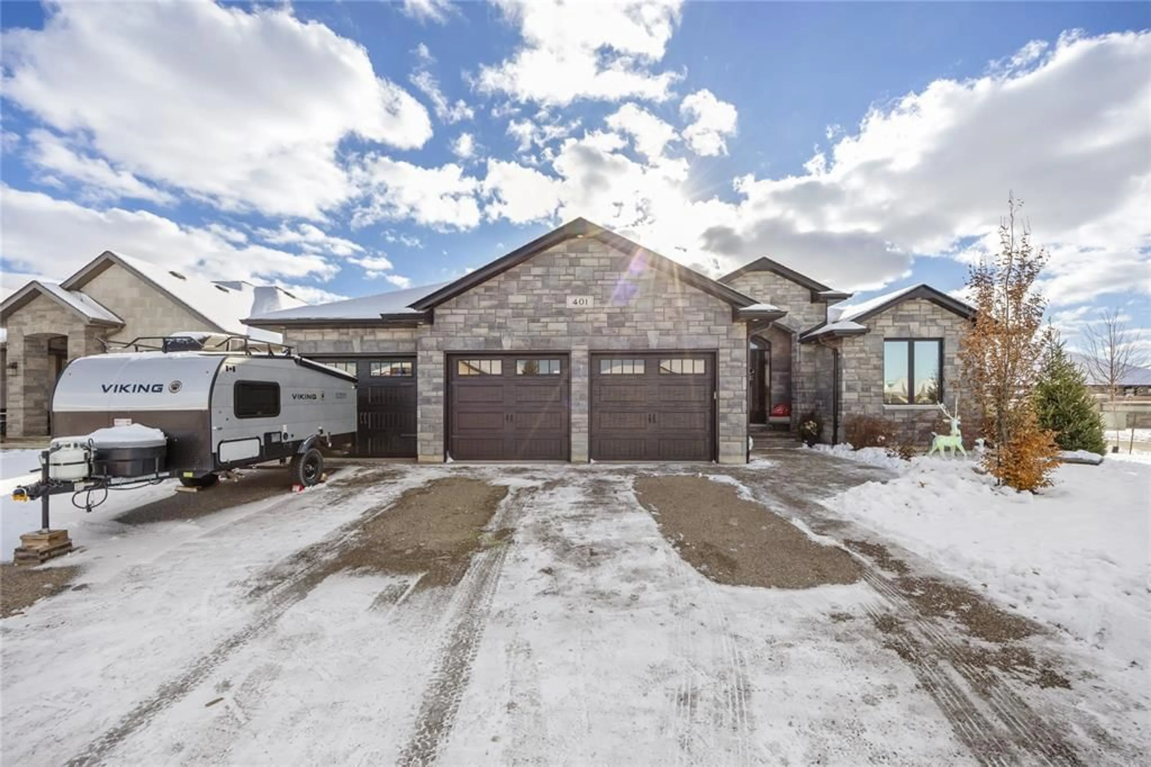 Unknown for 401 RODRIGUEZ Dr, Sarnia Ontario N7S 4M6