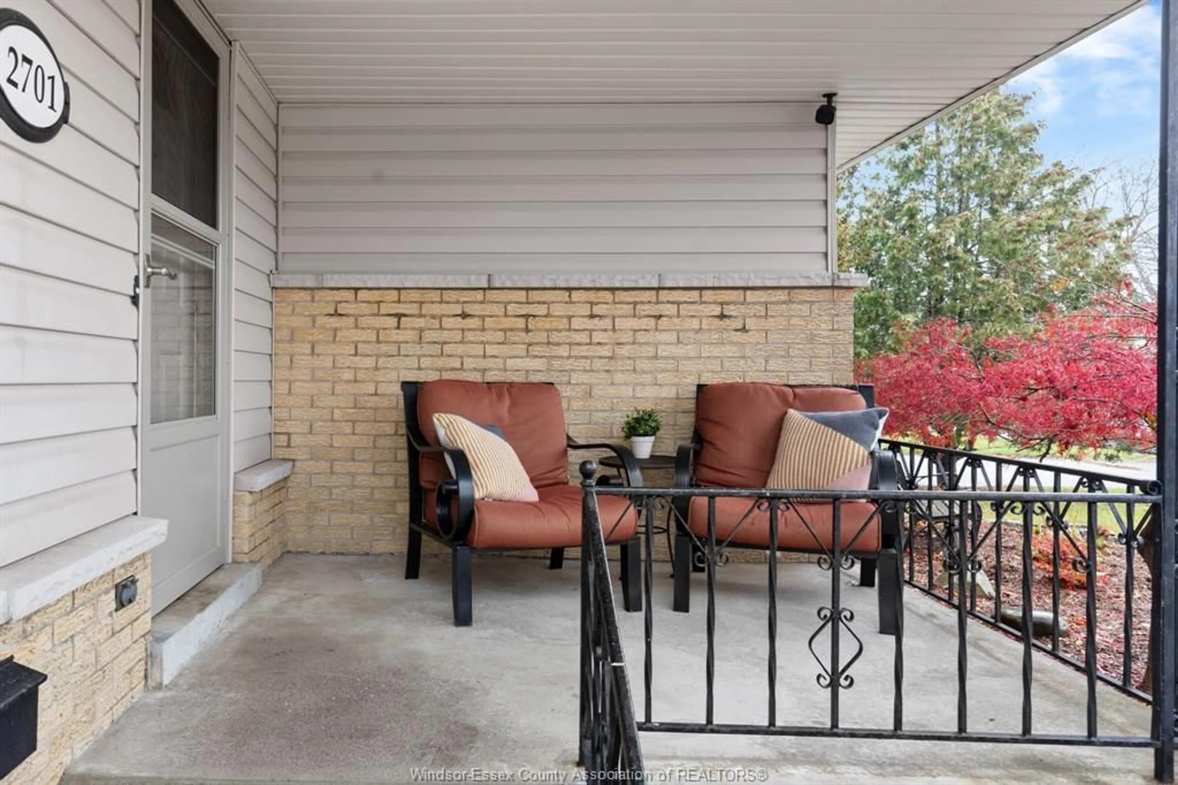 Patio, street for 2701 CURRY, Windsor Ontario N9E 2S6