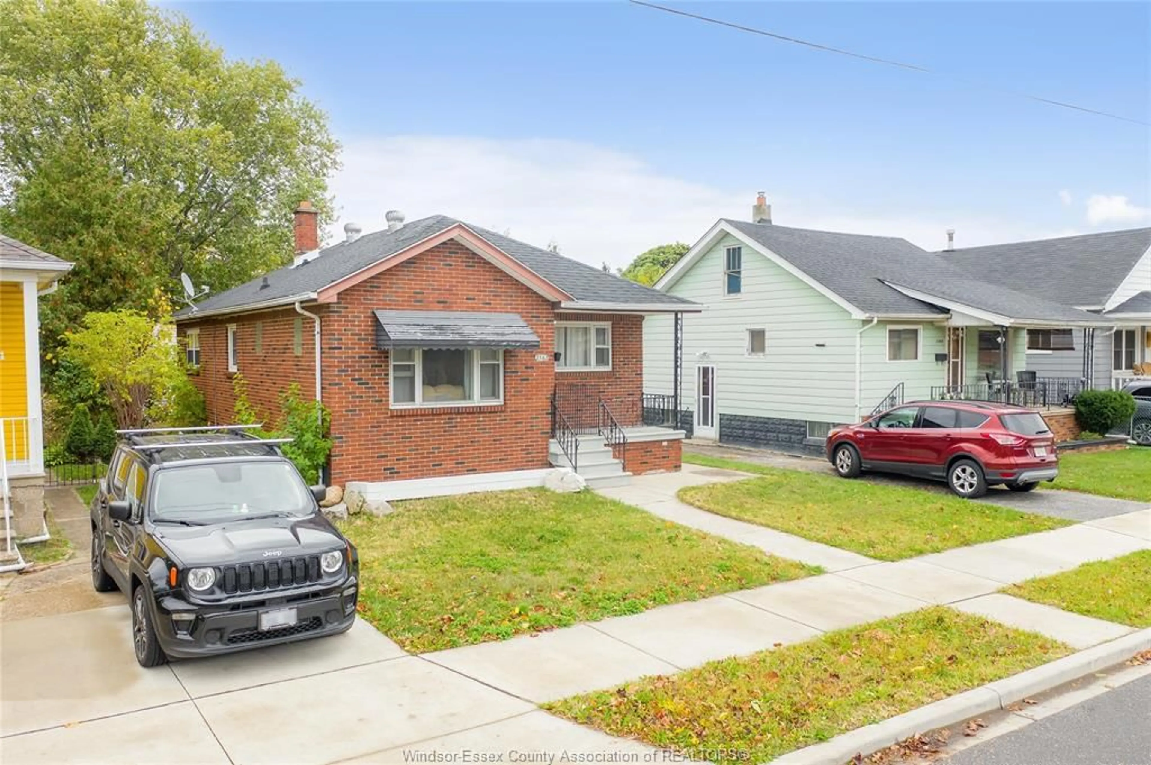 Home with brick exterior material, street for 2362 MERCER, Windsor Ontario N8X 3R3