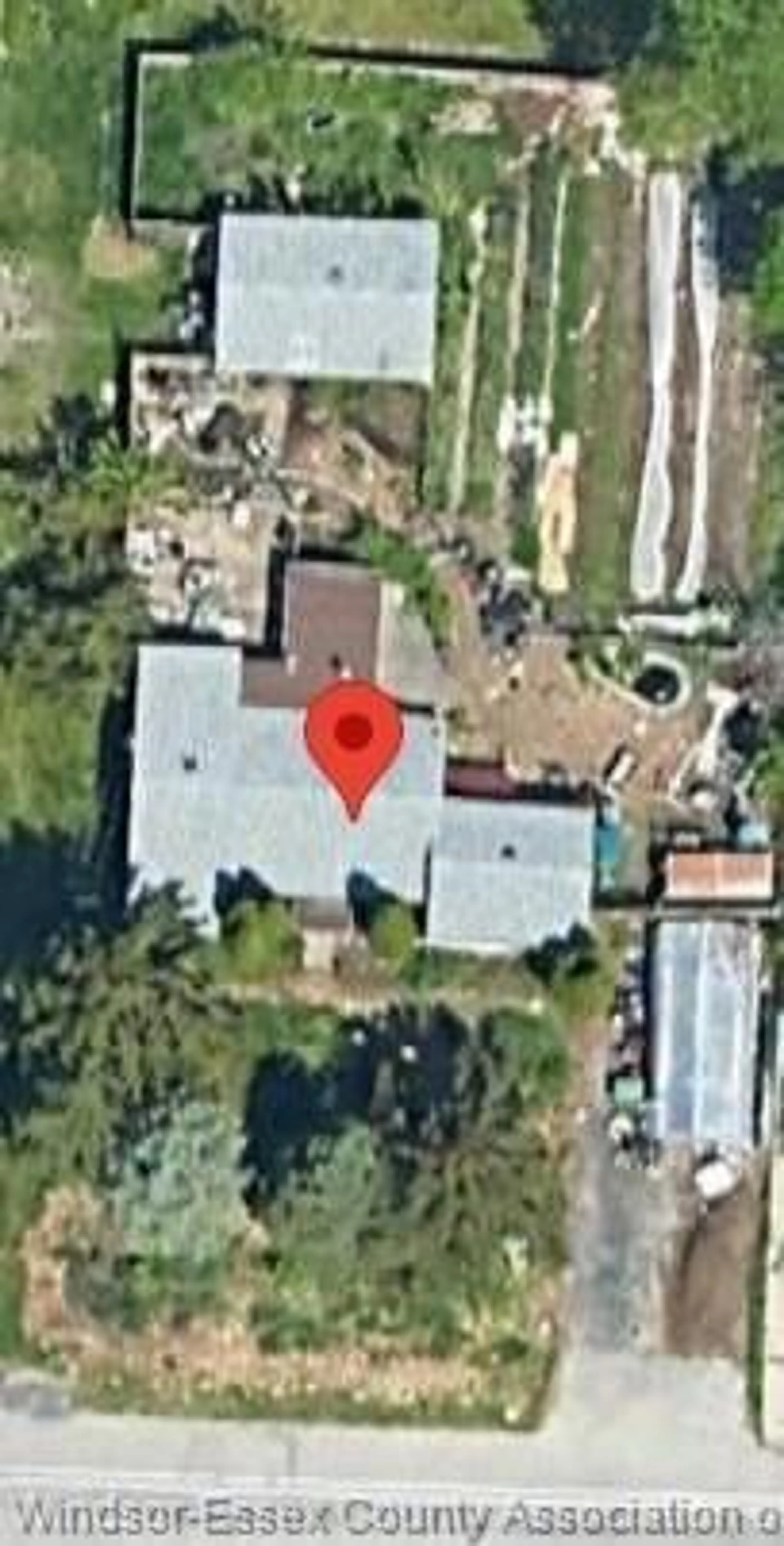 A pic from outside/outdoor area/front of a property/back of a property/a pic from drone, street for 1818 SPRING GARDEN, Windsor Ontario N9E 3P6