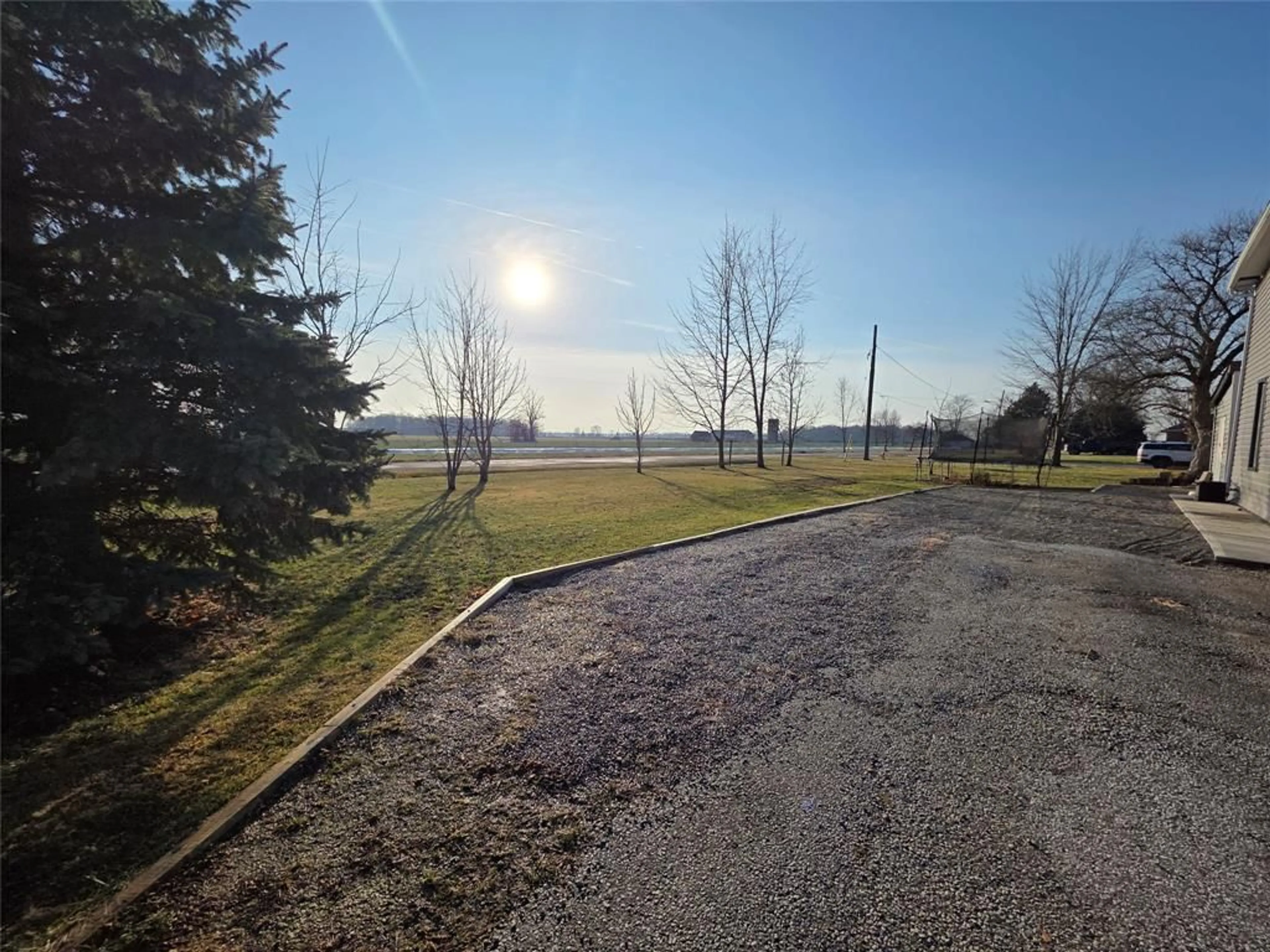 A pic from outside/outdoor area/front of a property/back of a property/a pic from drone, unknown for 2565 ELIZABETH St, Oil Springs Ontario N0N 1P0