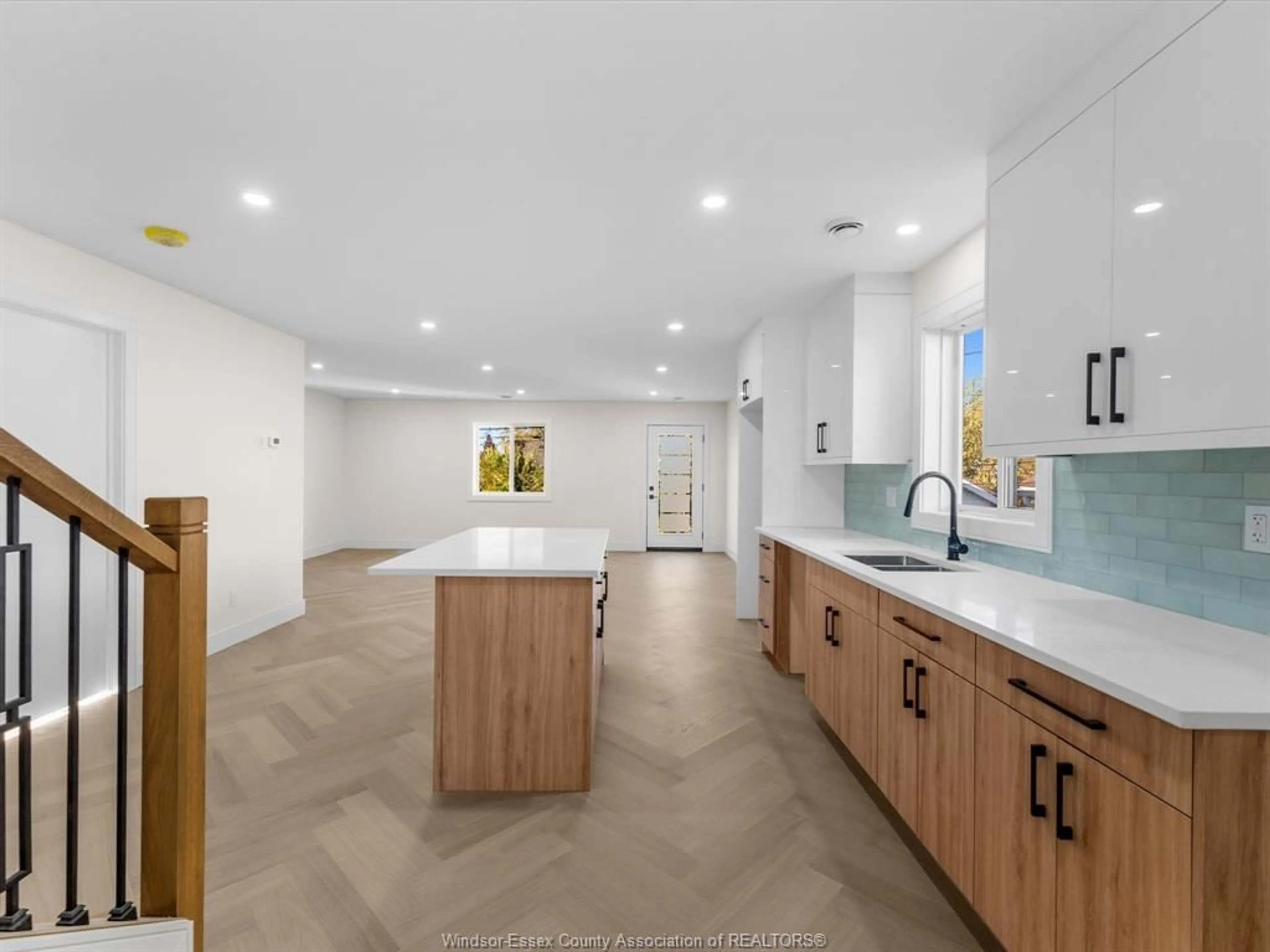 Open concept kitchen, ceramic/tile floor for 3221 BYNG, Windsor Ontario N8W 3H1