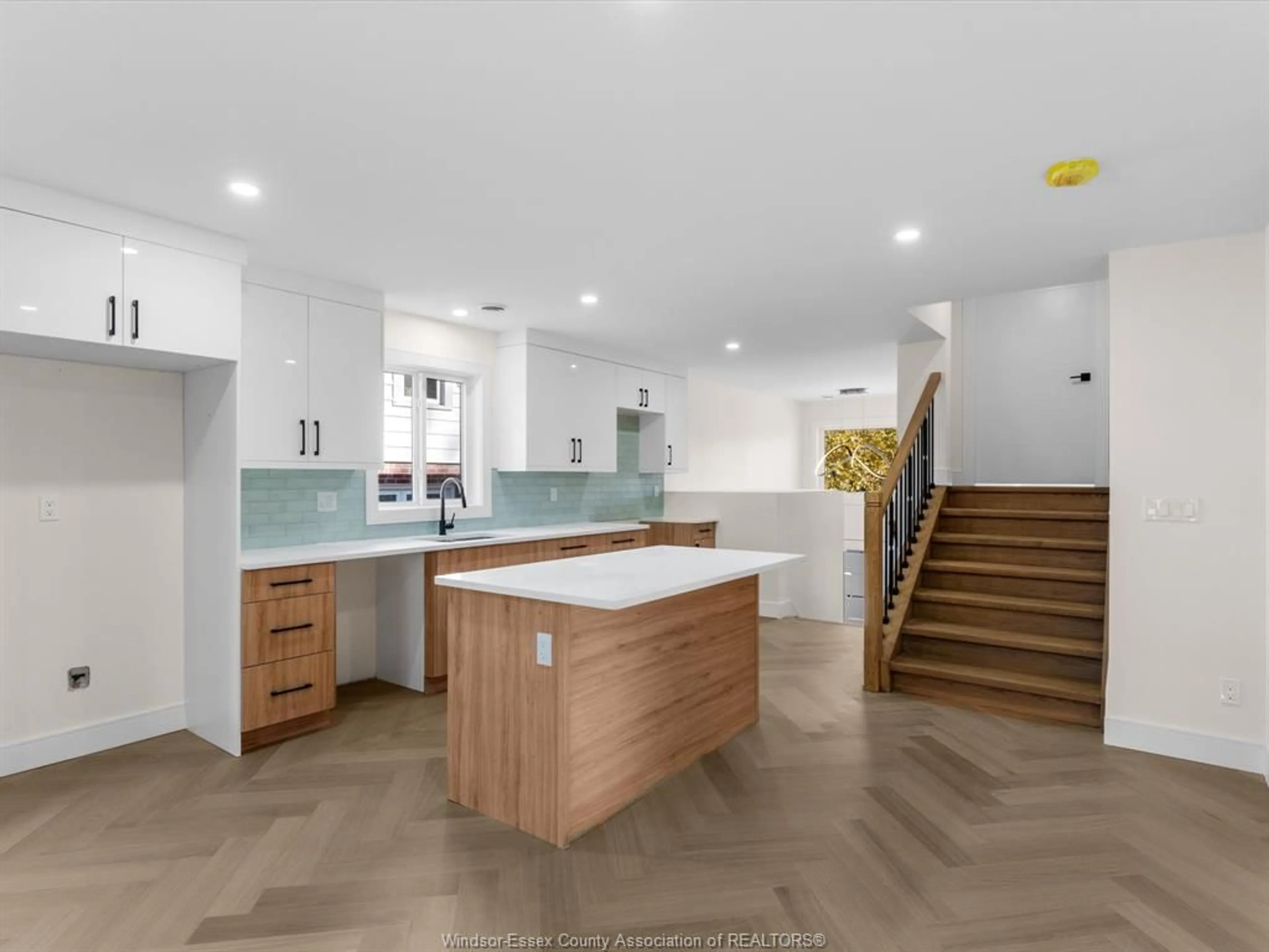 Open concept kitchen, unknown for 3221 BYNG, Windsor Ontario N8W 3H1