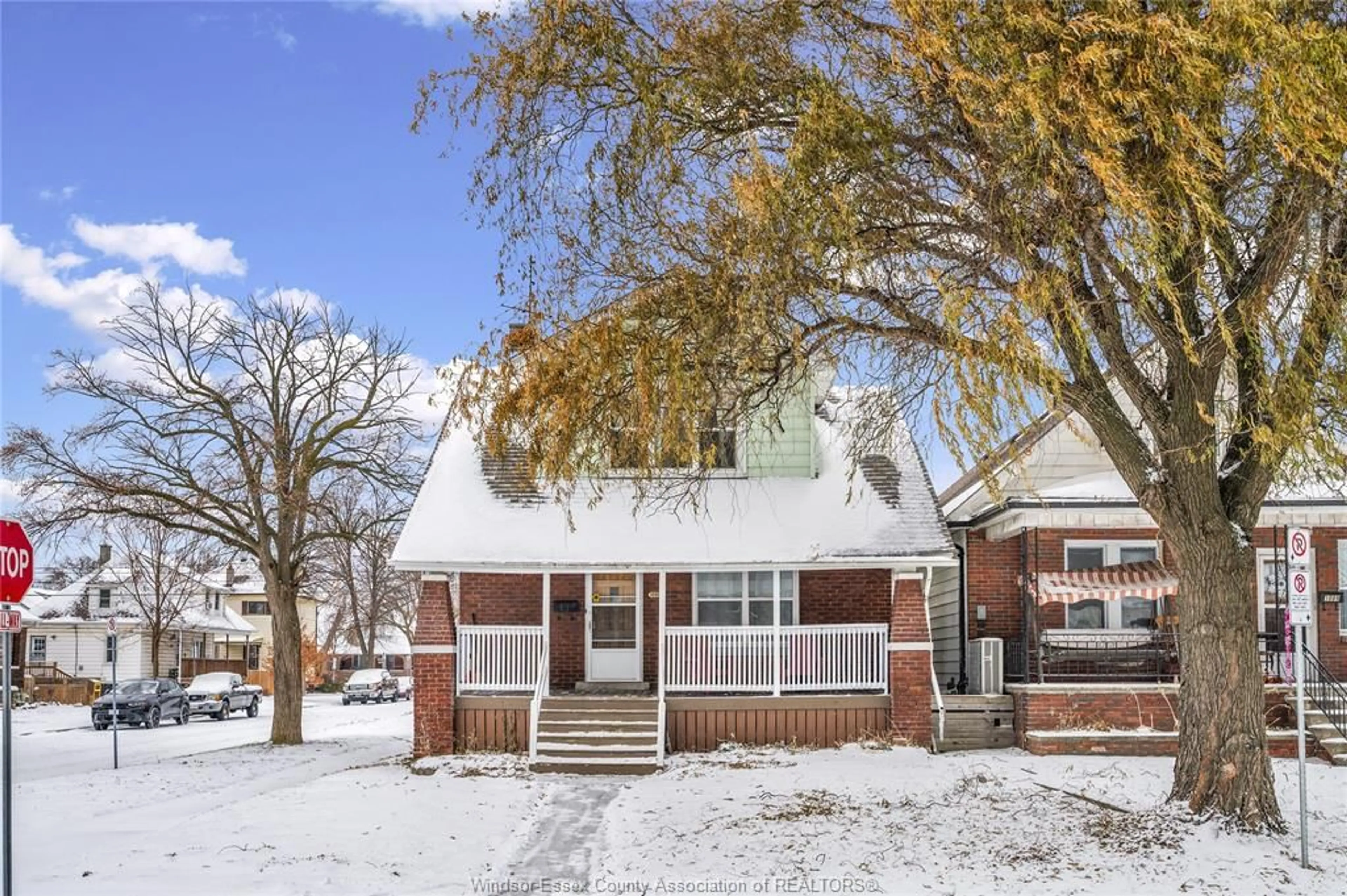 Home with brick exterior material, street for 1097 Moy Ave, Windsor Ontario N9A 2P2