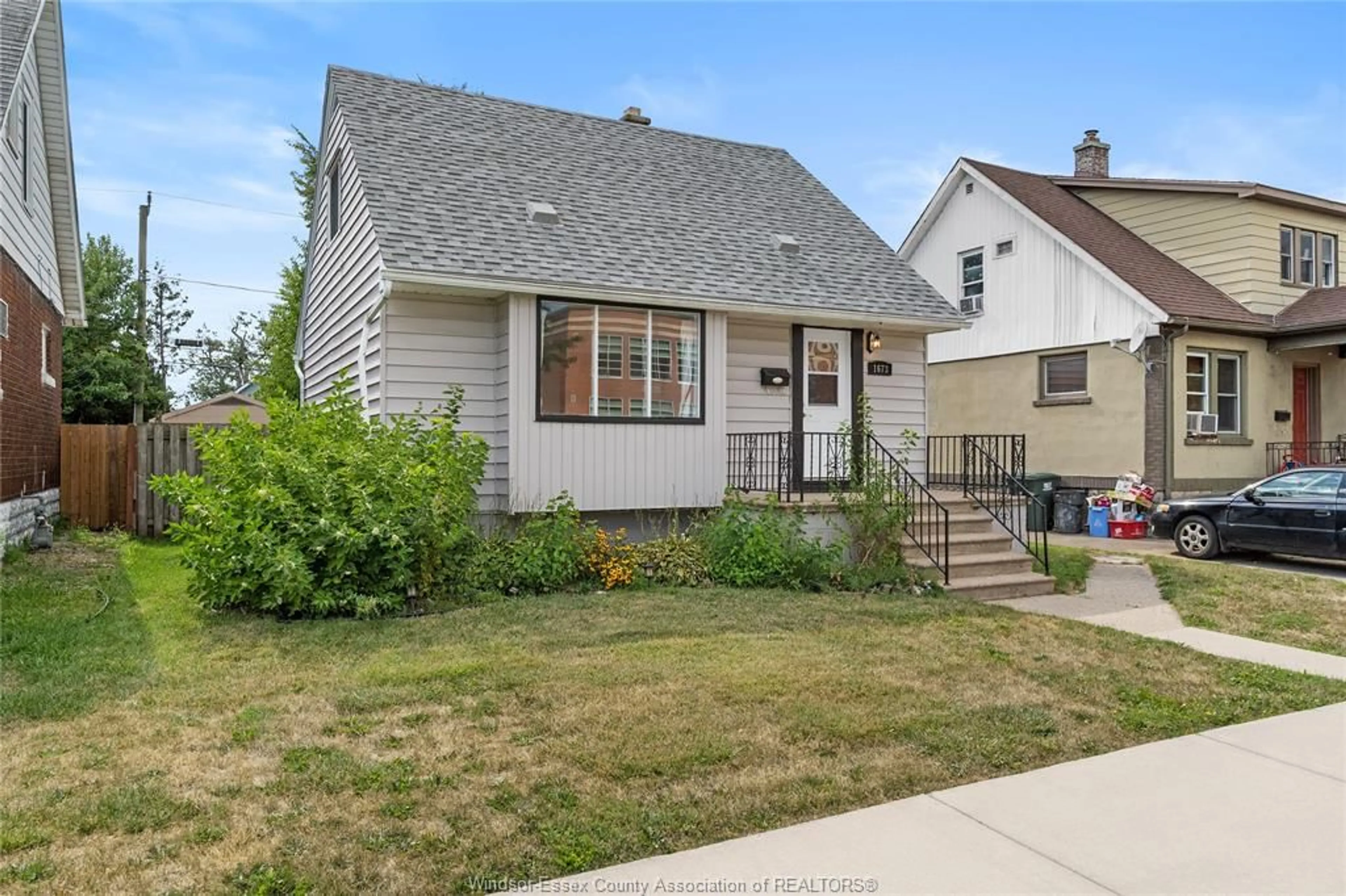 Home with vinyl exterior material, street for 1673 FRANCOIS Rd, Windsor Ontario N8Y 4L8