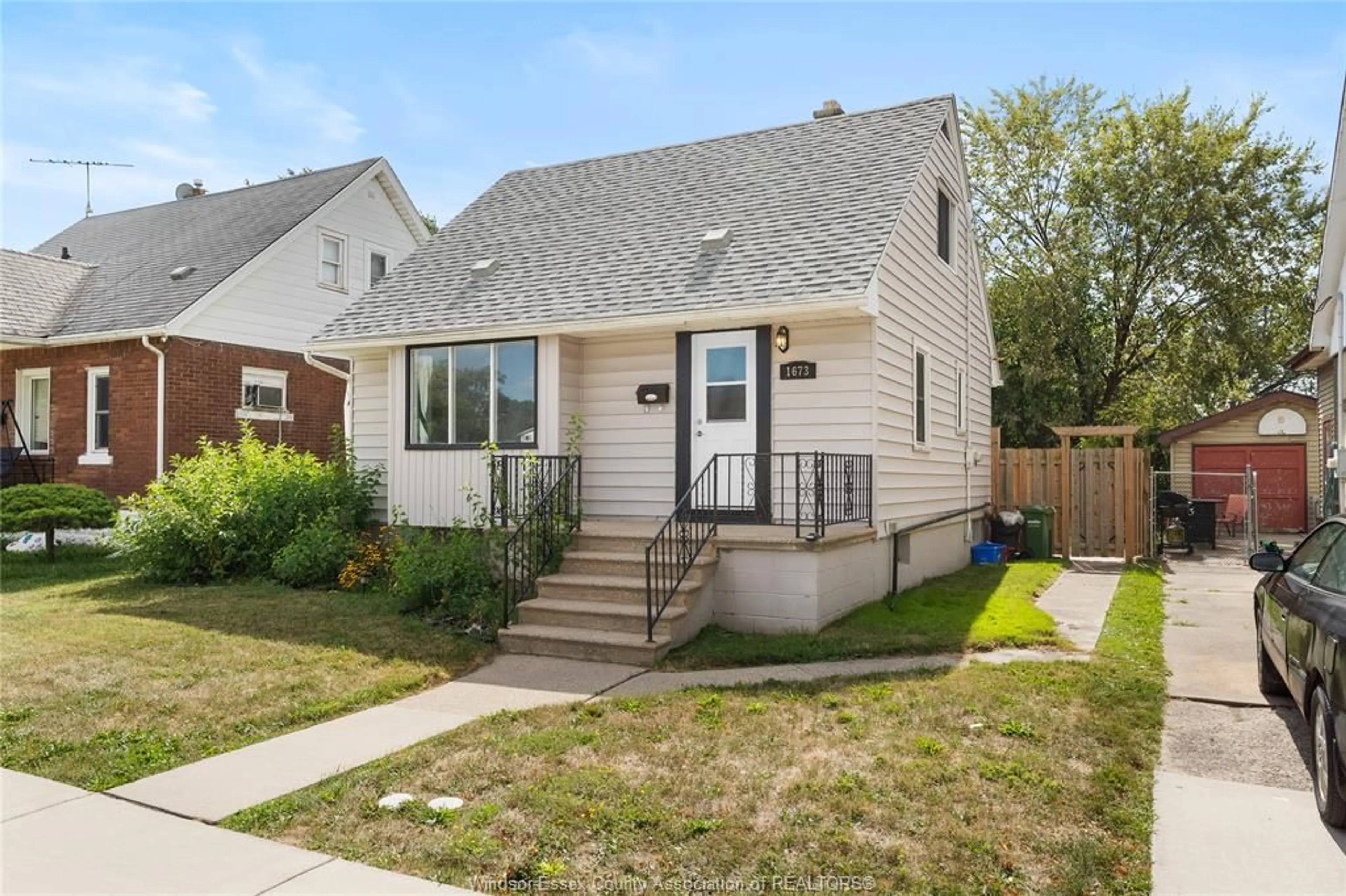 Home with vinyl exterior material, street for 1673 FRANCOIS Rd, Windsor Ontario N8Y 4L8