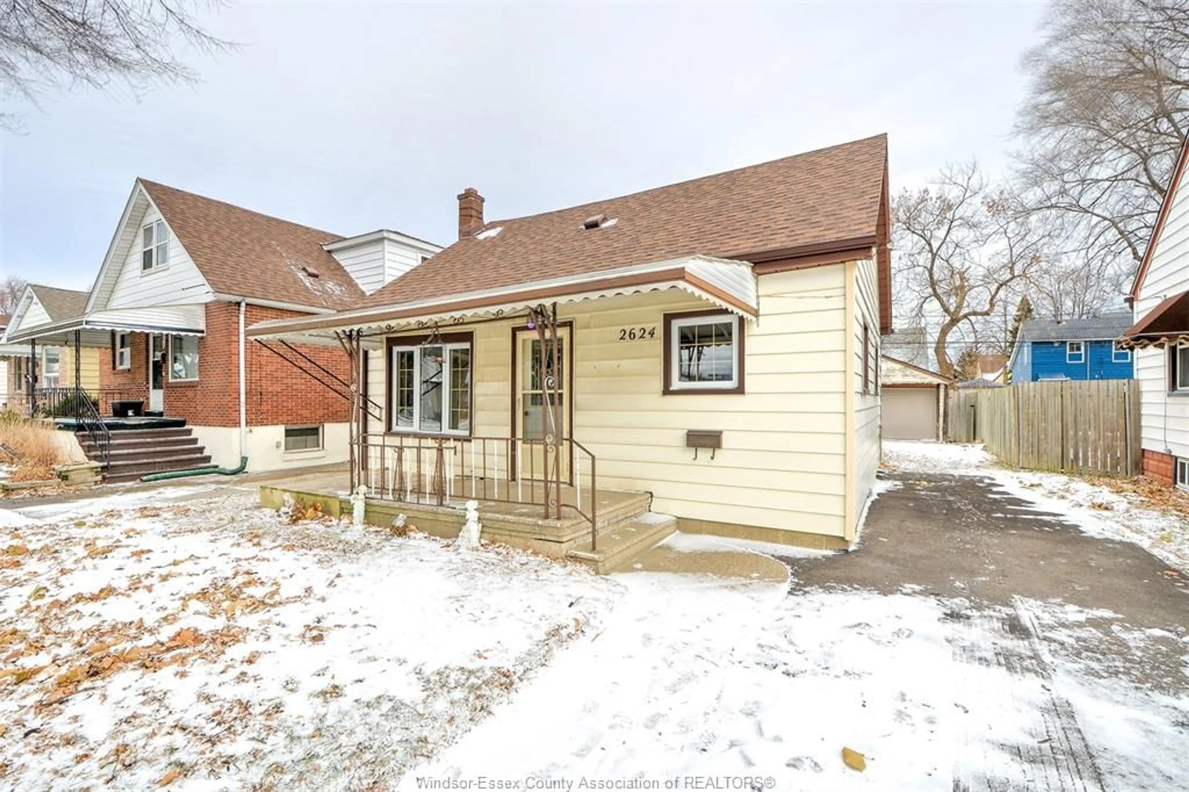 Unknown for 2624 ALEXIS, Windsor Ontario N8W 3Z9