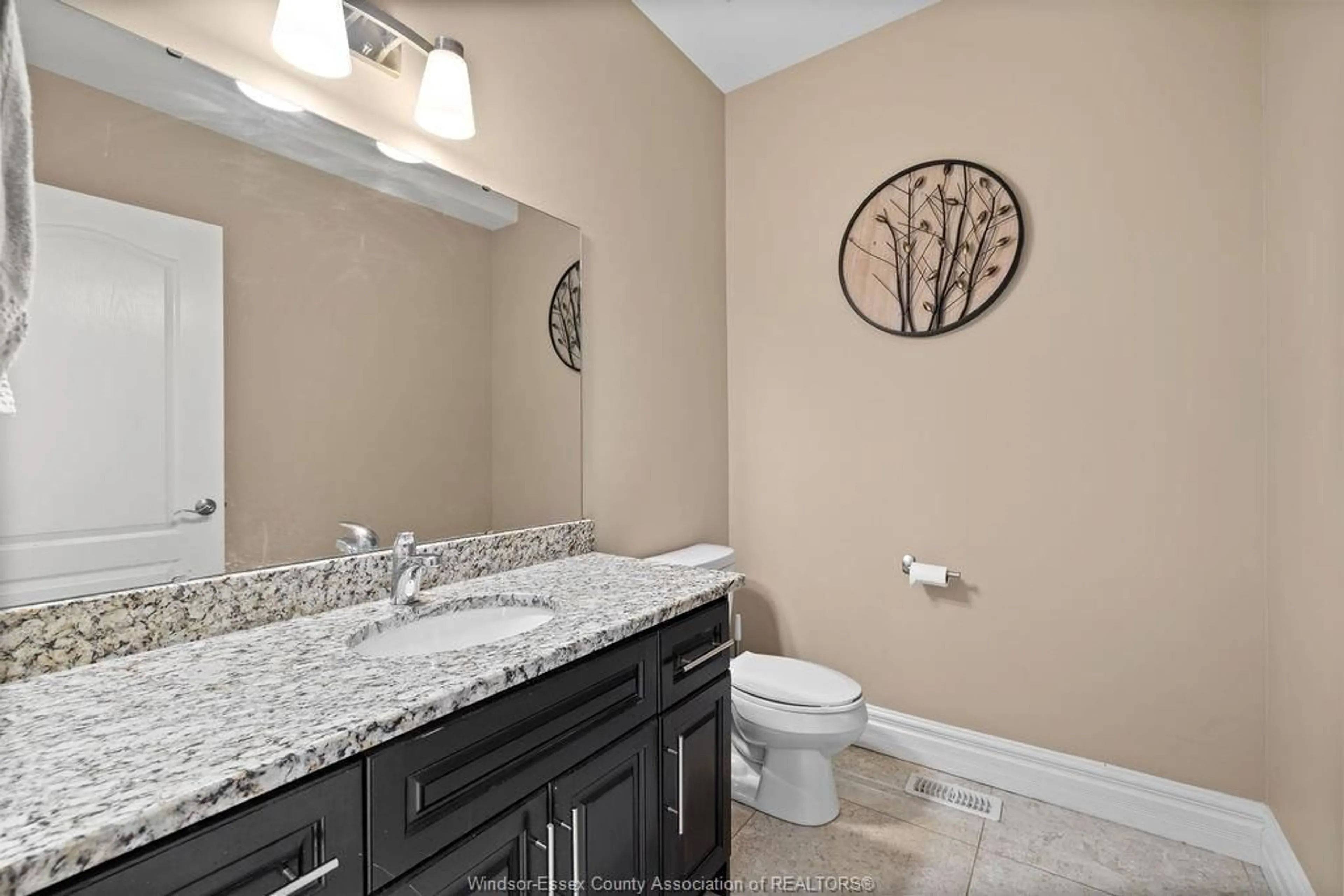 Standard bathroom, ceramic/tile floor for 3000 MCROBBIE Cres, Windsor Ontario N8R 0B1