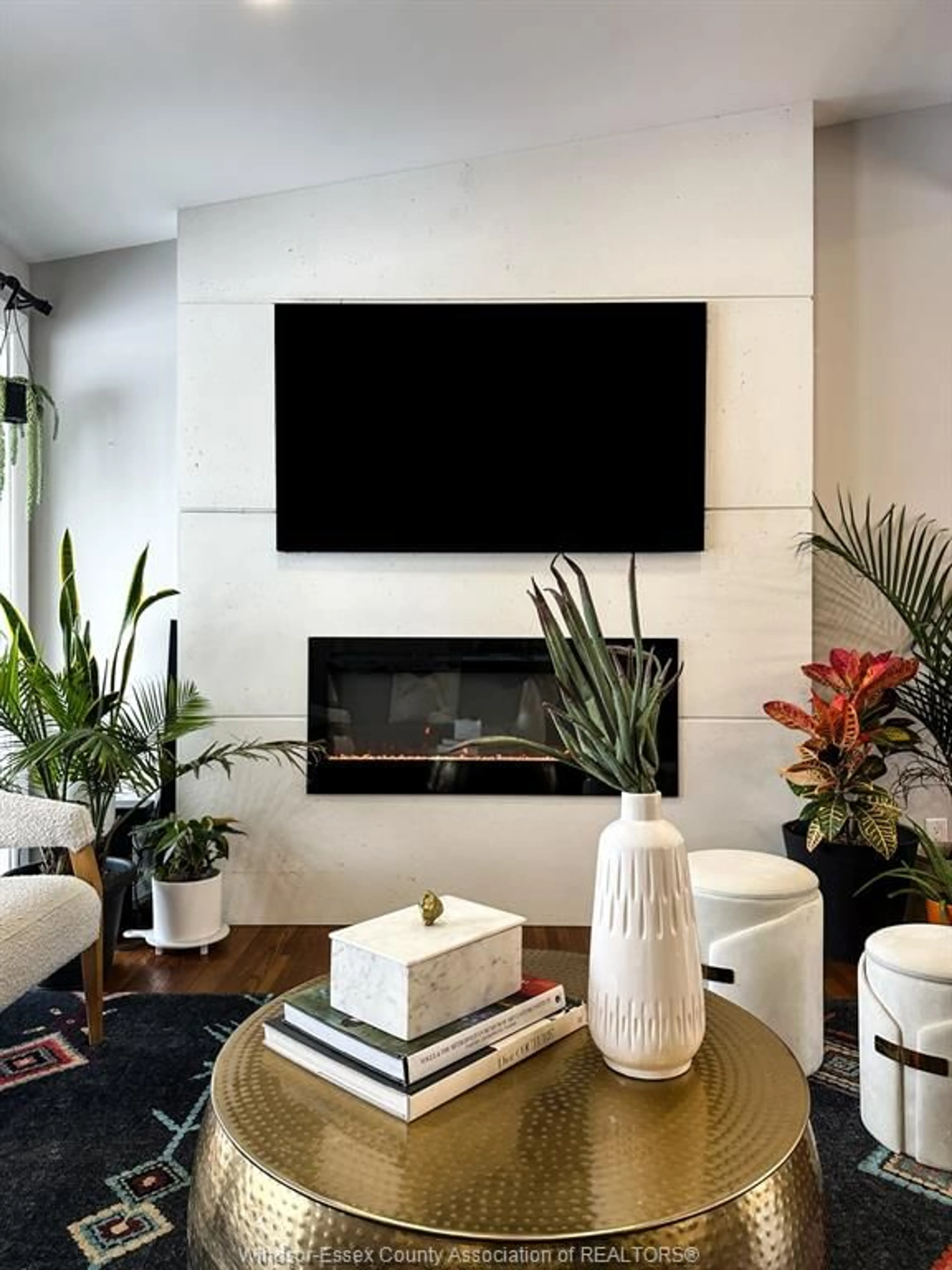 Living room with furniture, unknown for 882 WESTCHESTER, Windsor Ontario N8S 3Y7