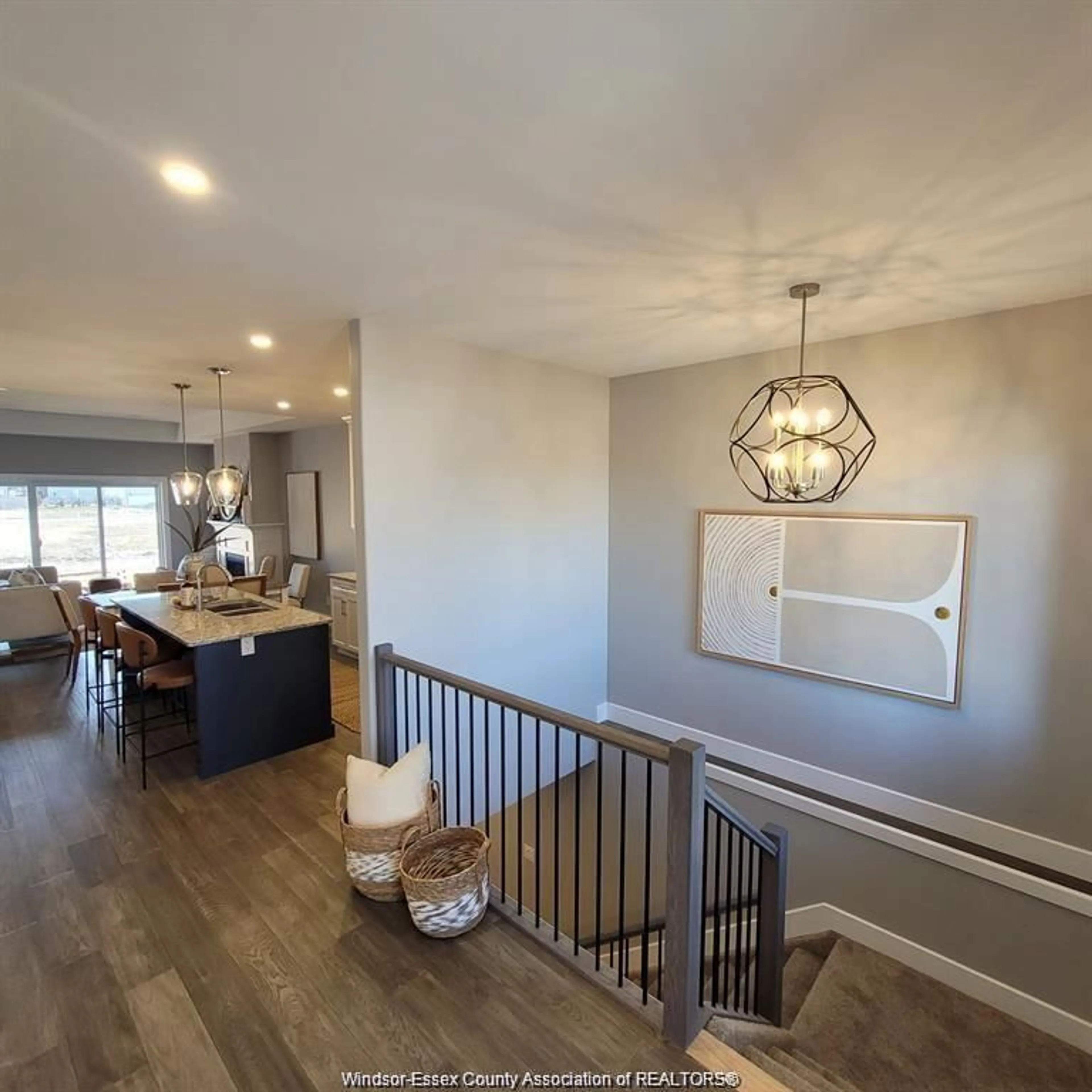 Indoor entryway for 133 BRIGHTON Pl, Chatham Ontario N7L 0G7