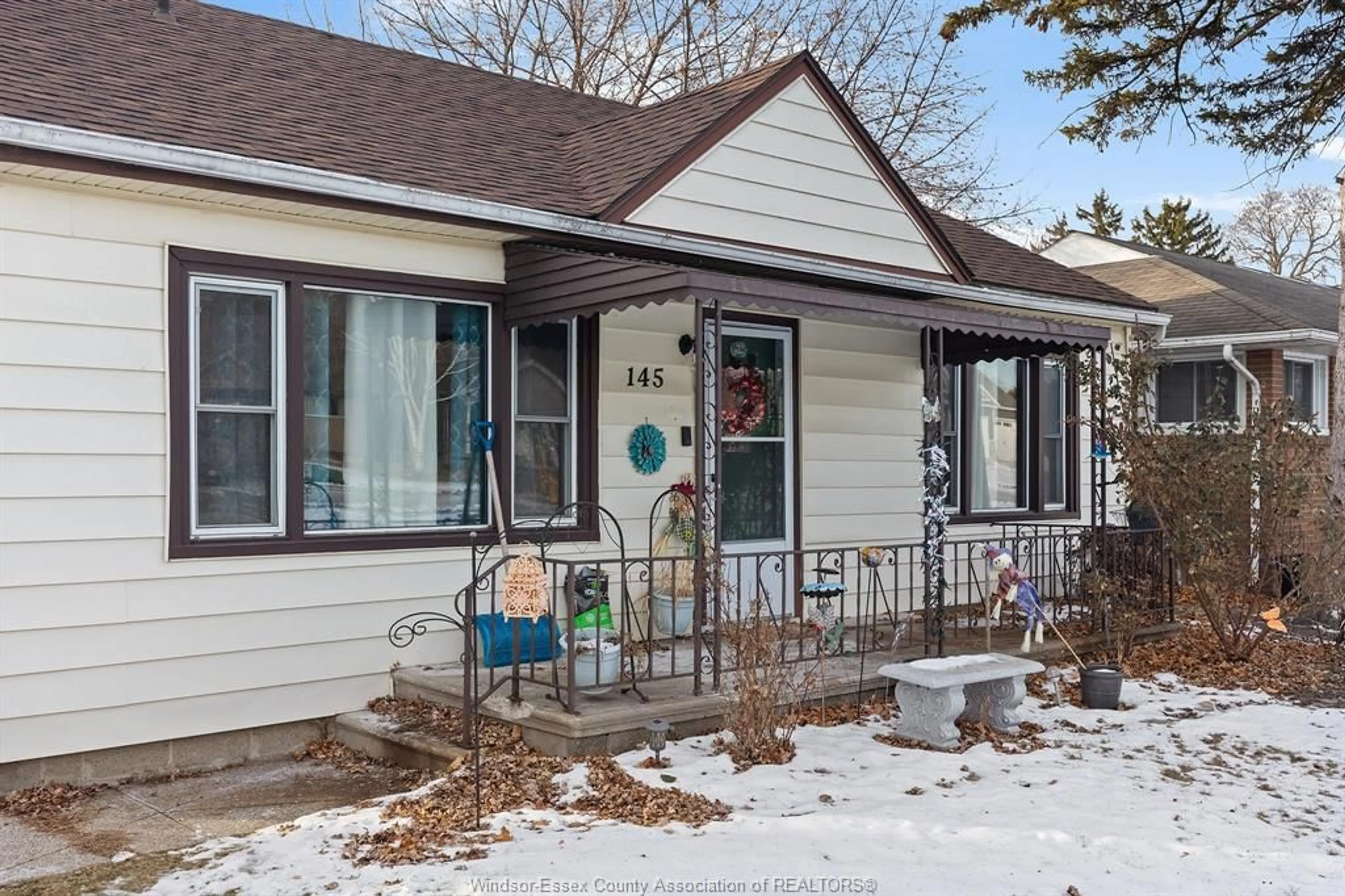 Home with vinyl exterior material, street for 145 ST. PIERRE, Tecumseh Ontario N8N 1Y7