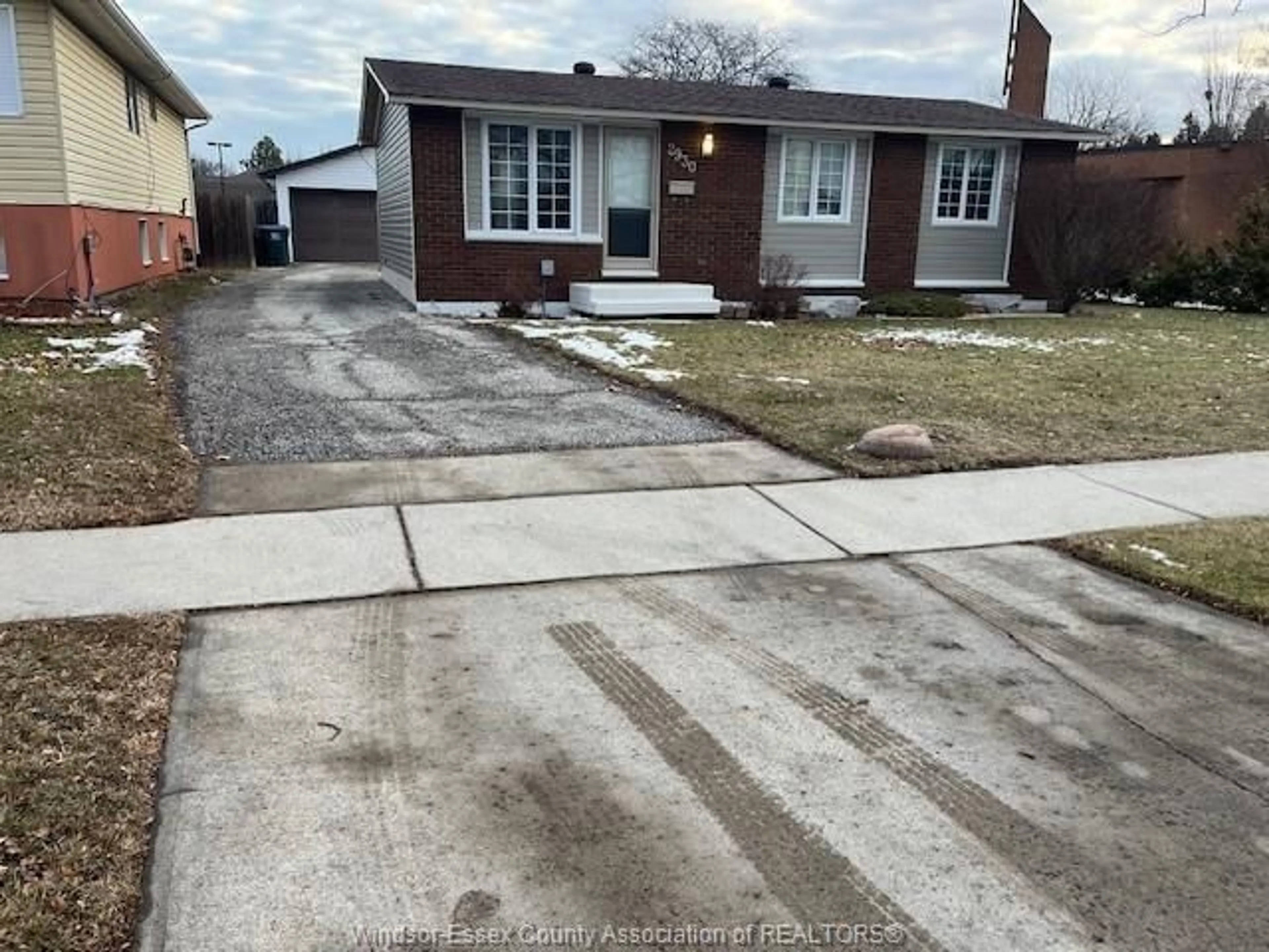 A pic from outside/outdoor area/front of a property/back of a property/a pic from drone, street for 2930 FOREST GLADE Dr, Windsor Ontario N8R 1L5