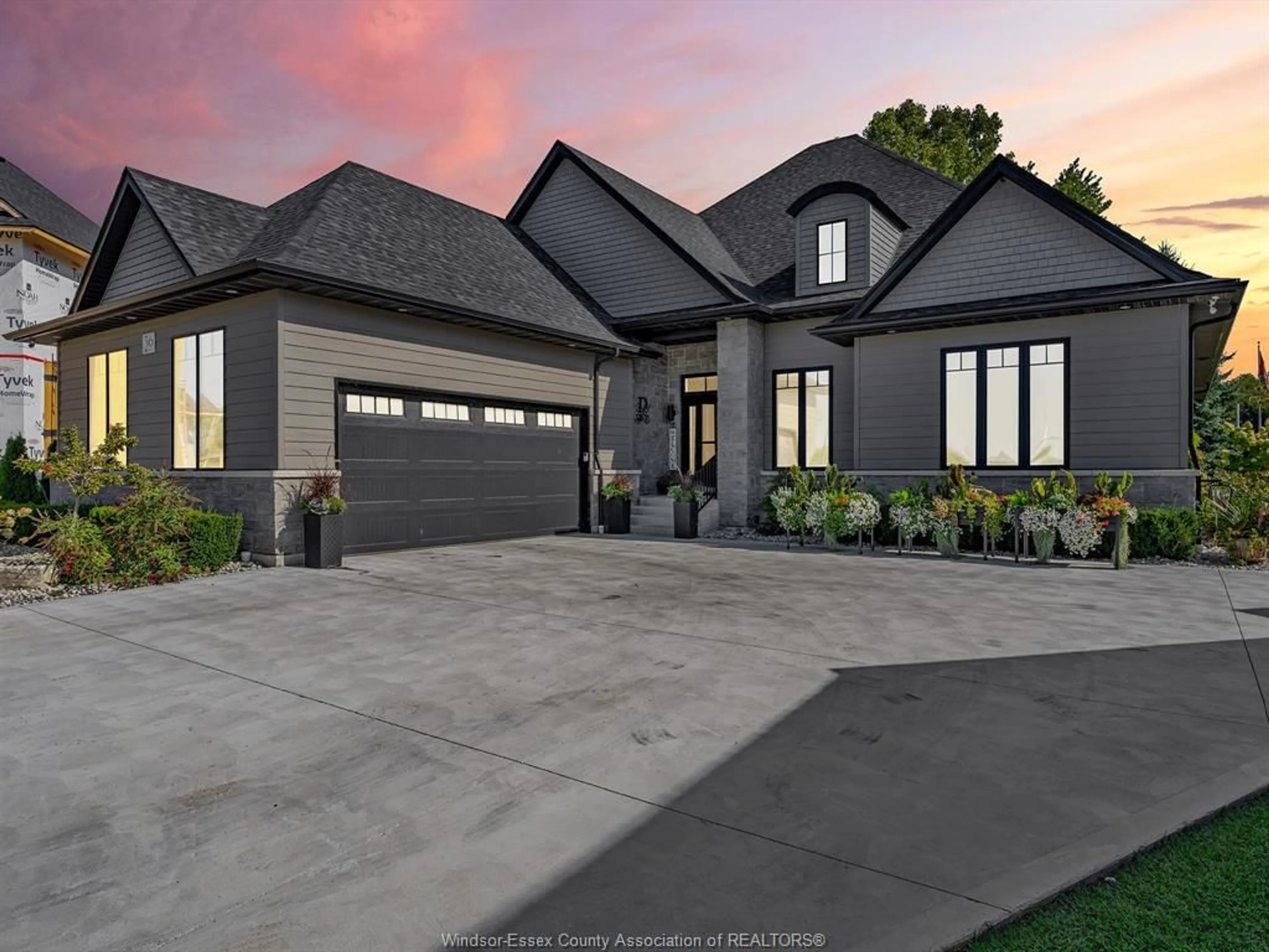 Home with brick exterior material, street for 36 MANUEL Crt, Harrow Ontario N0R 1G0