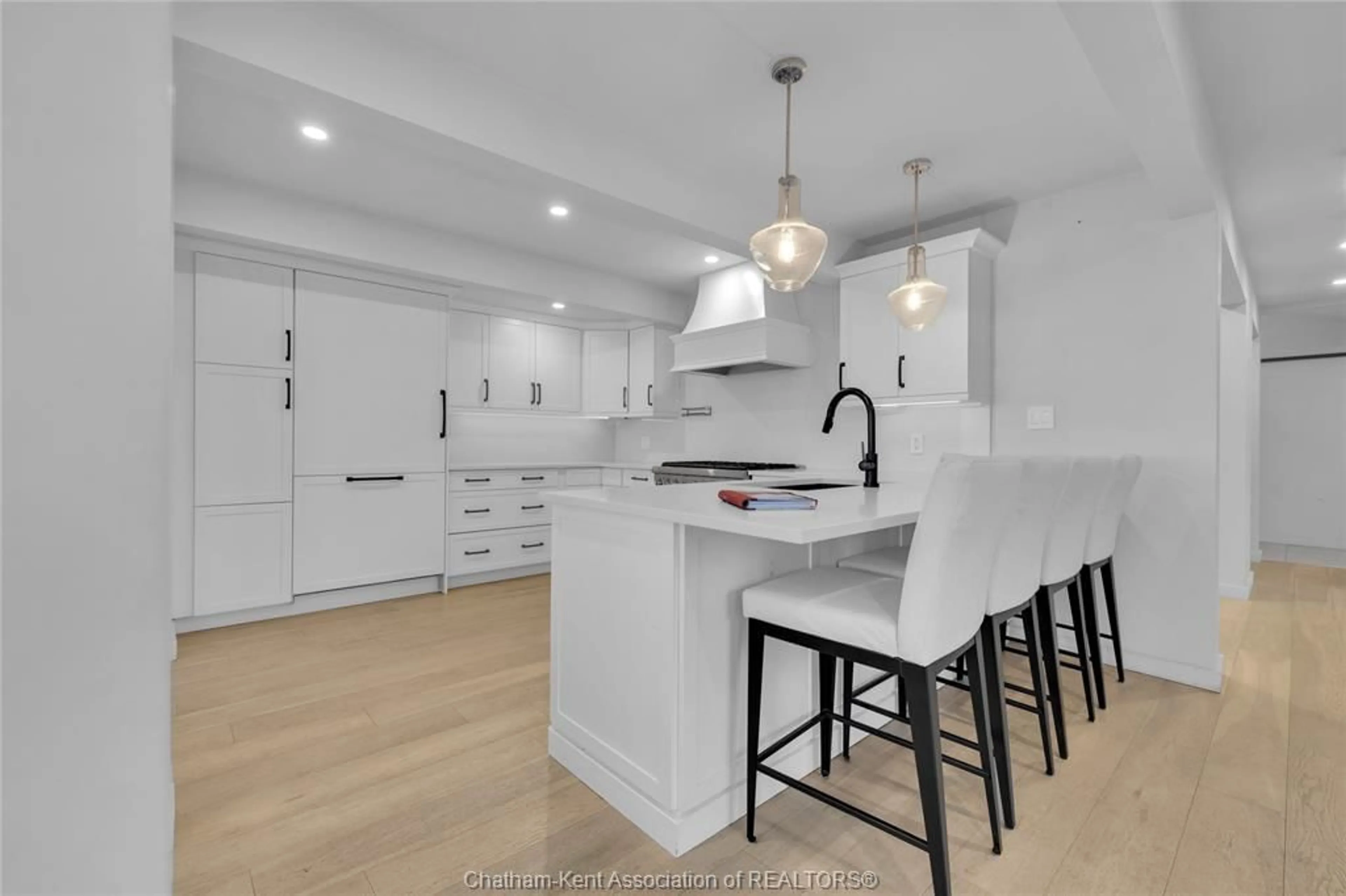 Open concept kitchen, unknown for 434 Front Rd, Norfolk County Ontario N0E 1P0