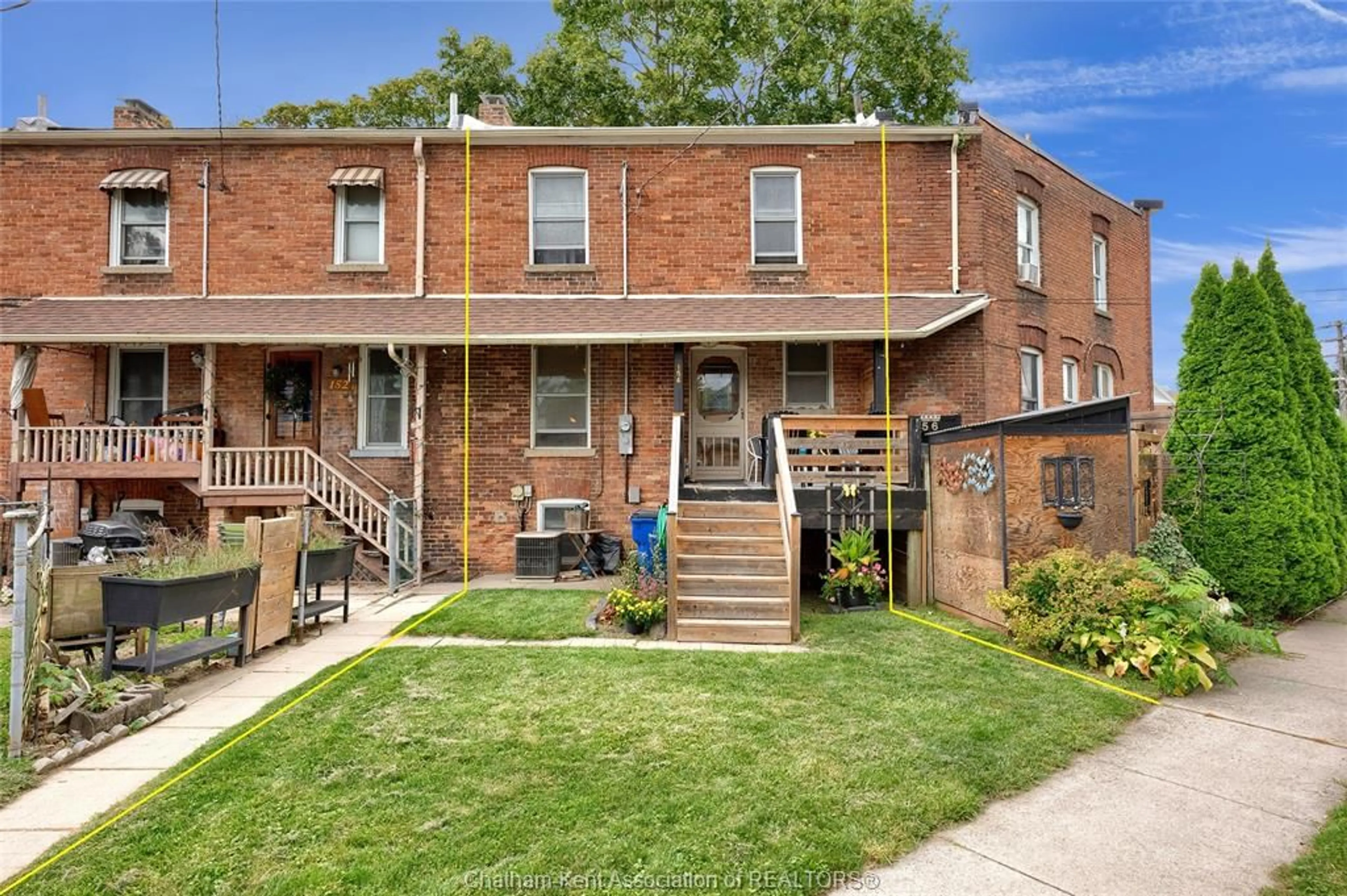 Home with brick exterior material, street for 154 Grand Ave, Chatham Ontario N7L 1W2