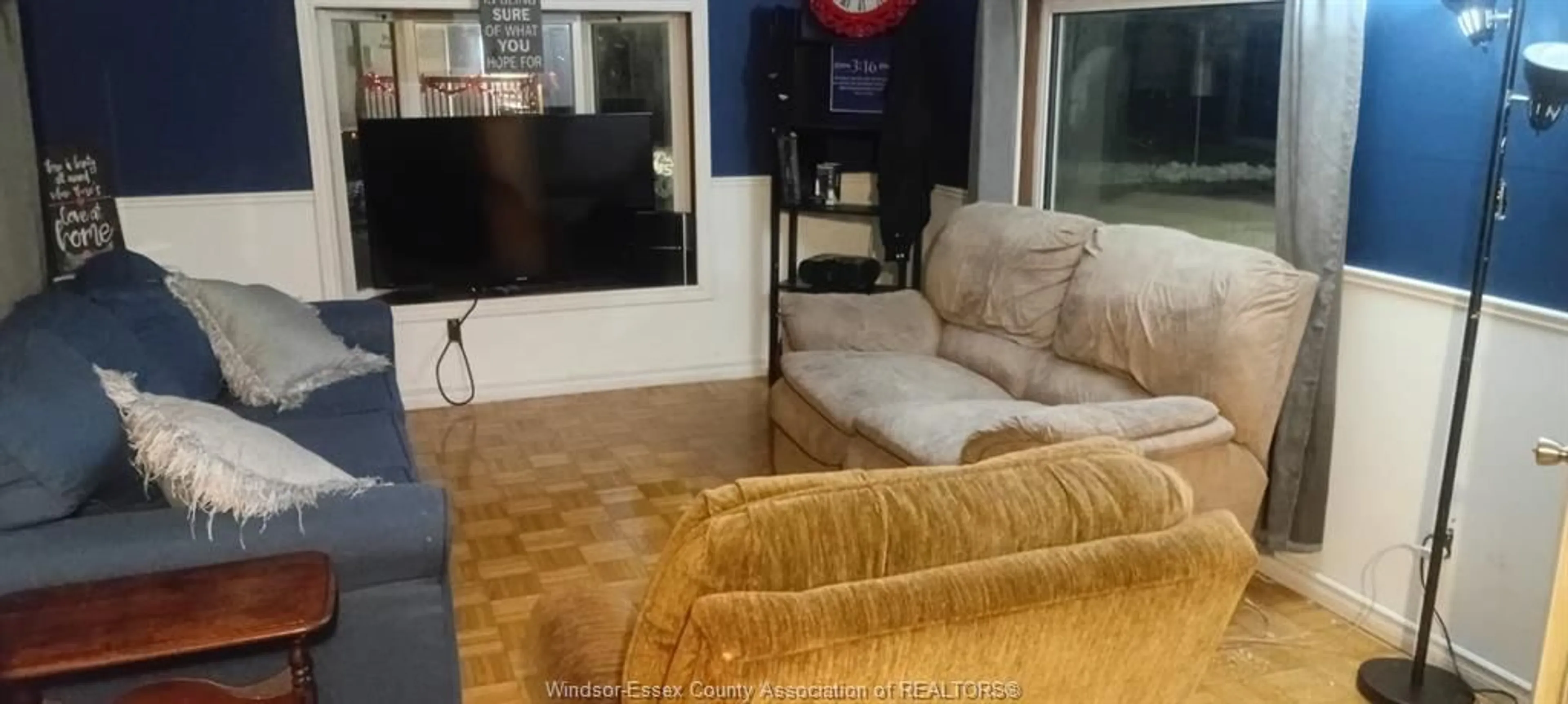 Living room with furniture, unknown for 36 DANA, Essex Ontario N8M 1Z1