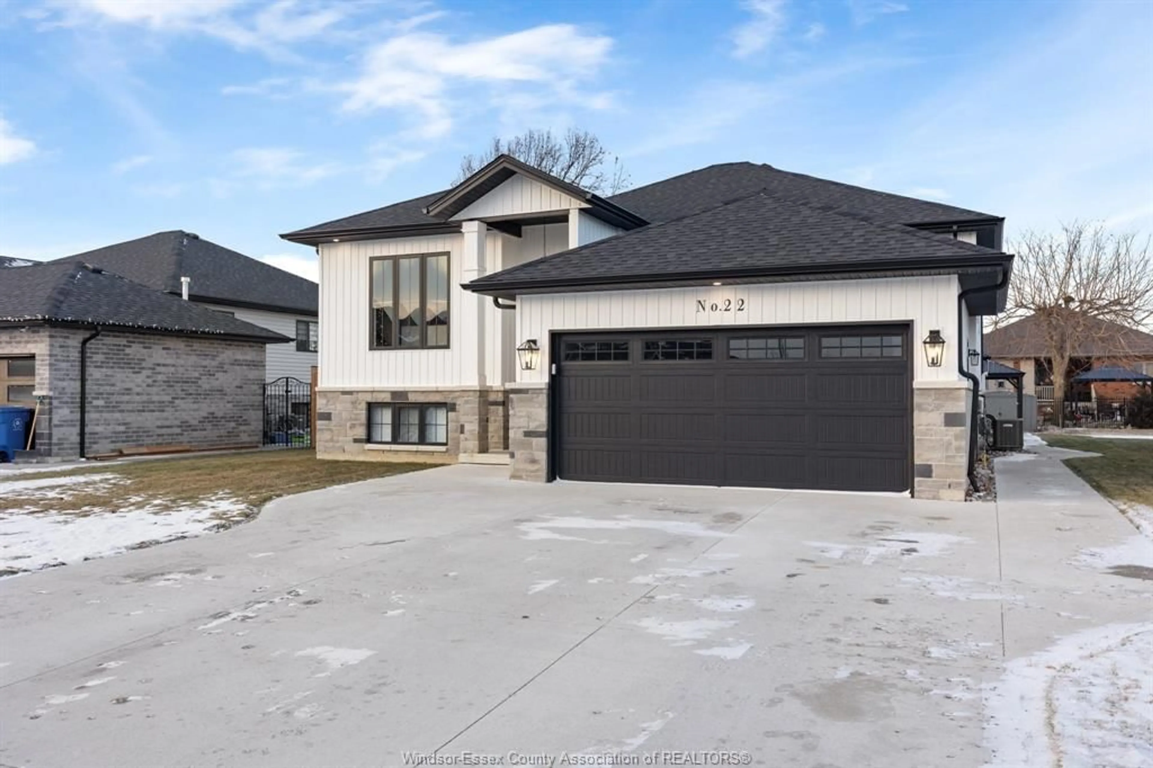 Home with brick exterior material, street for 22 LUNDY St, Amherstburg Ontario N9V 4B6