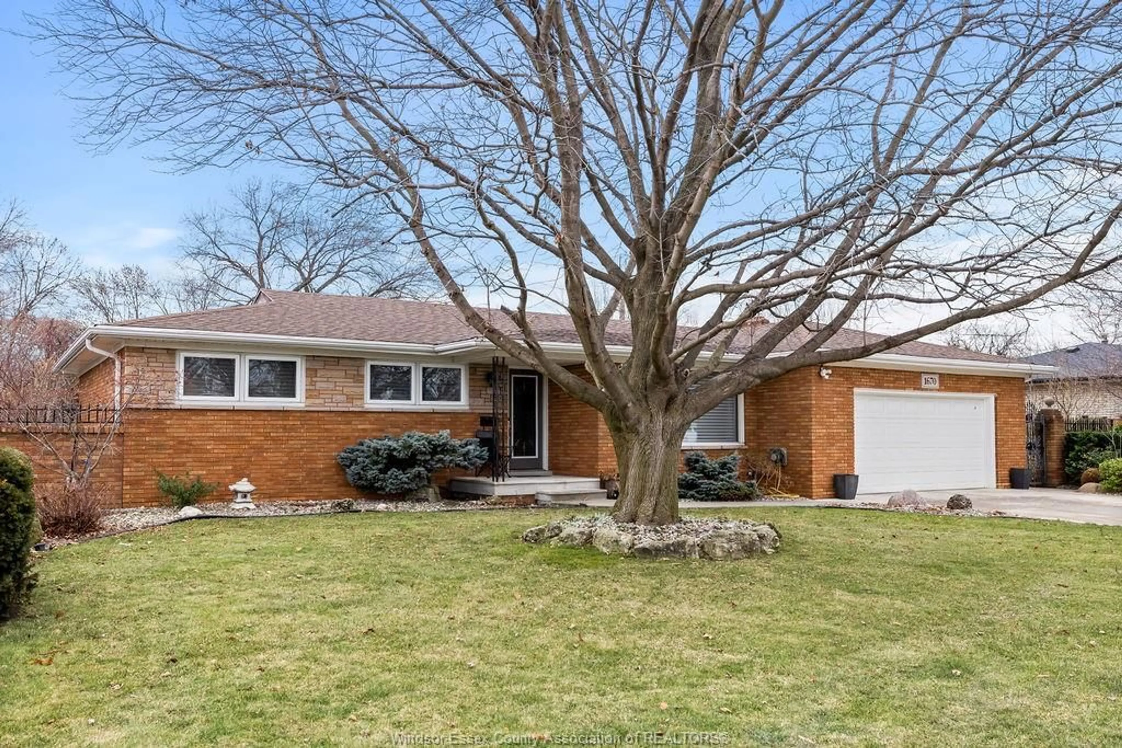 Home with brick exterior material, street for 1670 CAMPBELL Ave, Windsor Ontario N9B 2K6