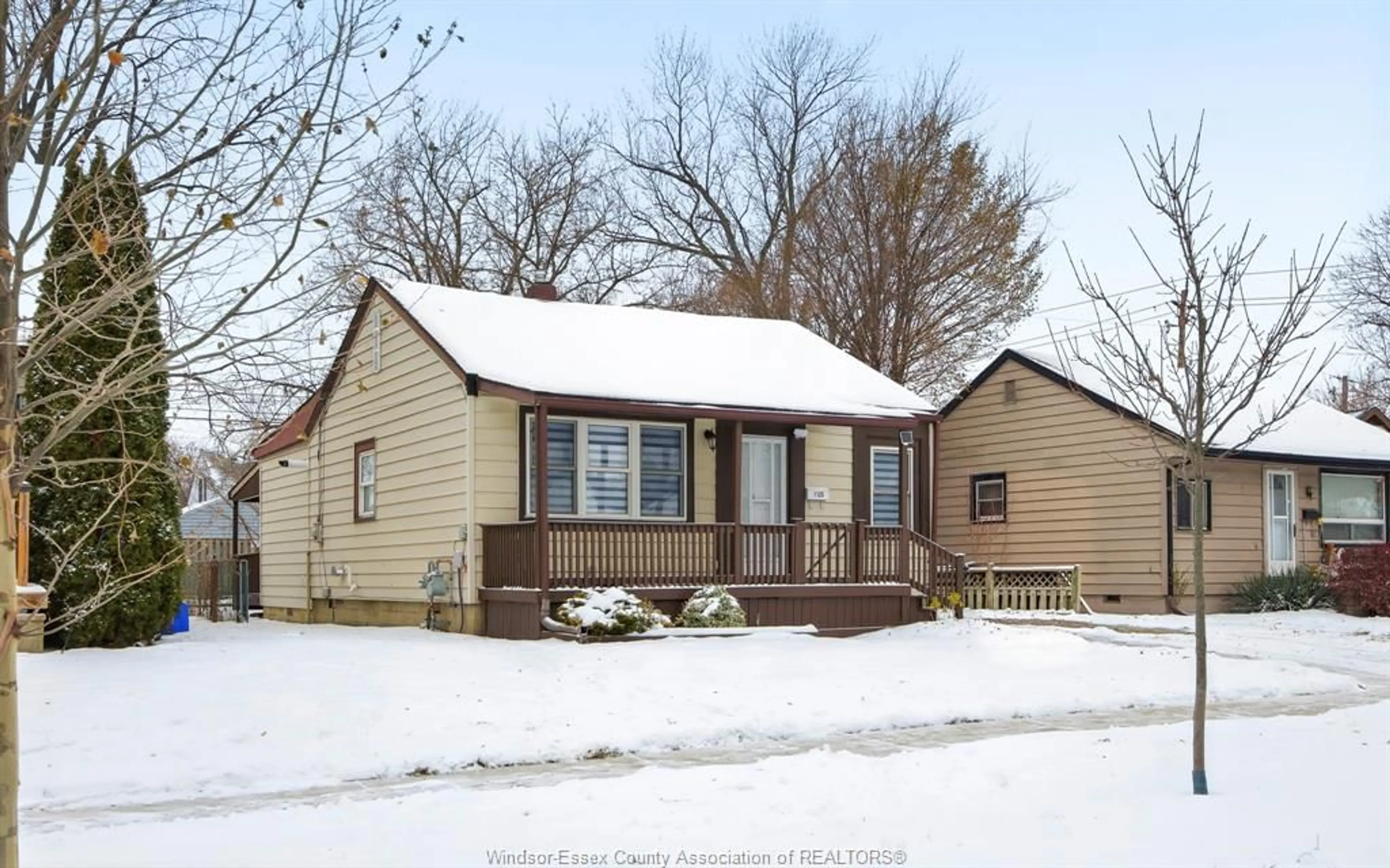 Home with vinyl exterior material, street for 1125 LENA Ave, Windsor Ontario N9C 3K5