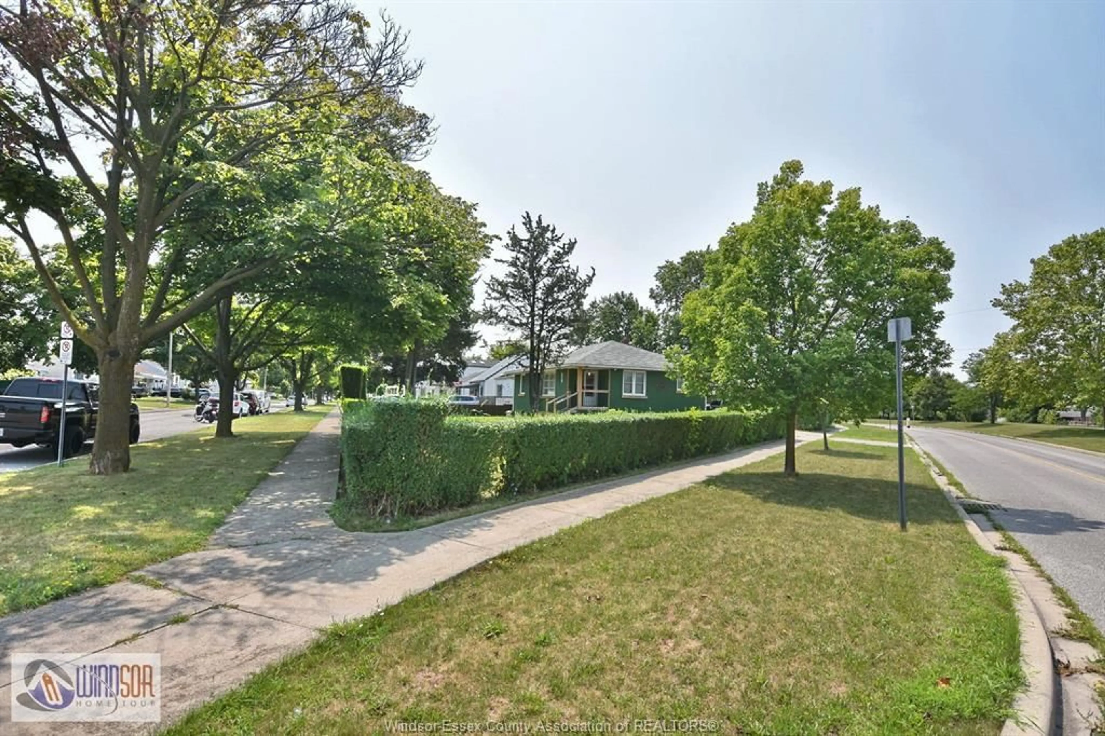 A pic from outside/outdoor area/front of a property/back of a property/a pic from drone, water/lake/river/ocean view for 2181 PARENT, Windsor Ontario N8W 2E2
