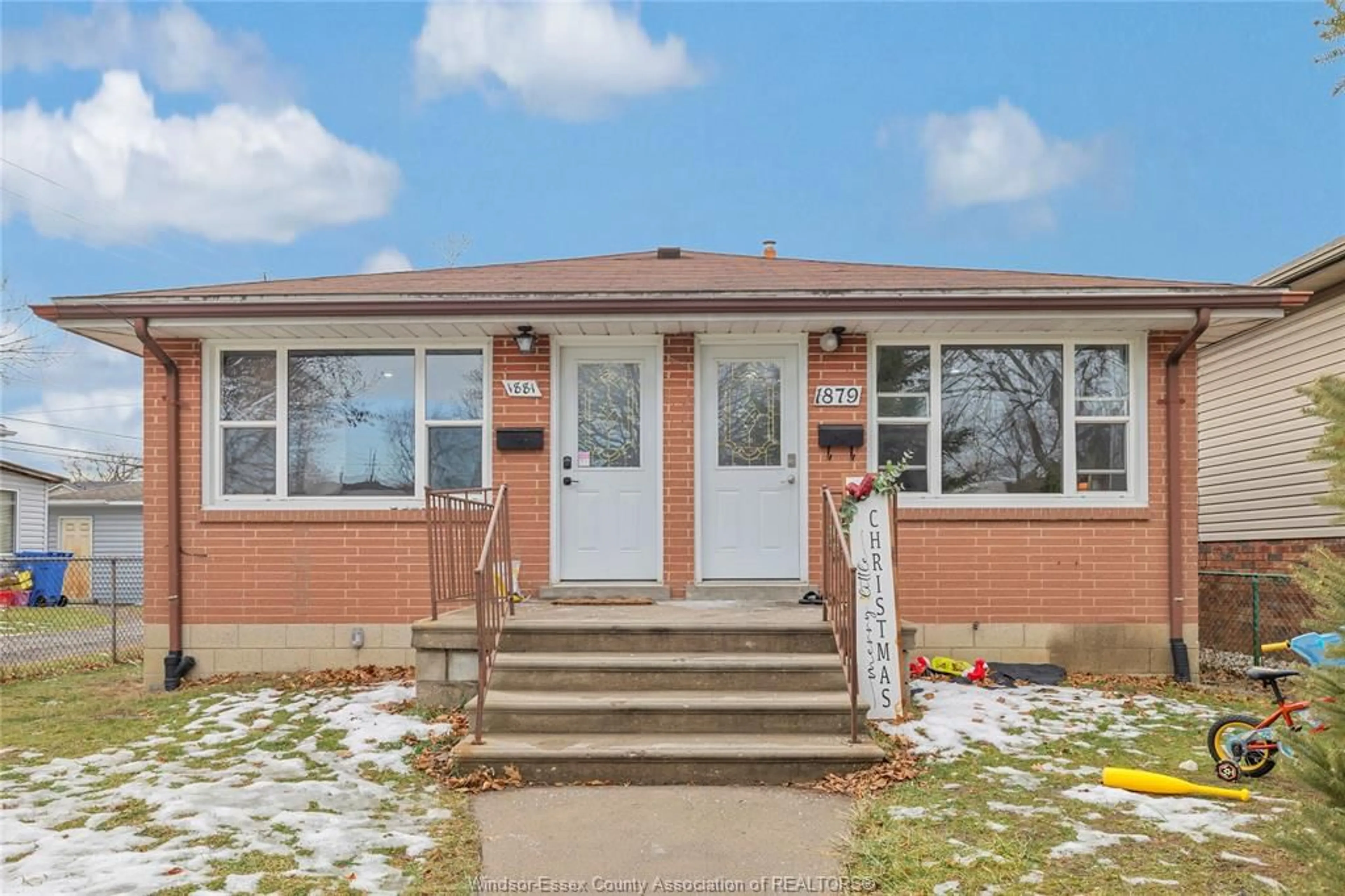 Home with brick exterior material, street for 1879-81 FORD, Windsor Ontario N8T 2E2