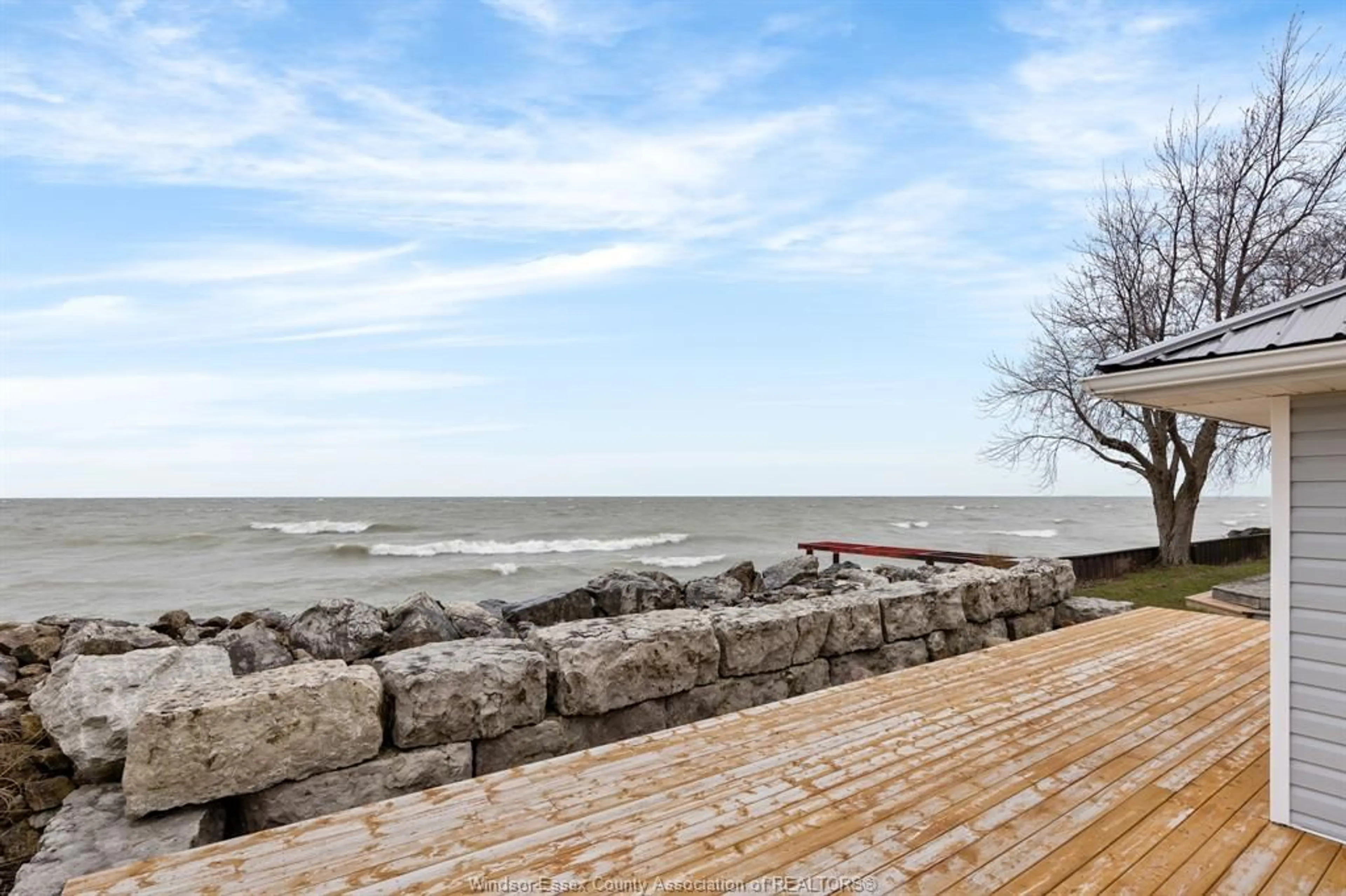 Patio, water/lake/river/ocean view for 419 LAKESIDE, Amherstburg Ontario N0R 1G0