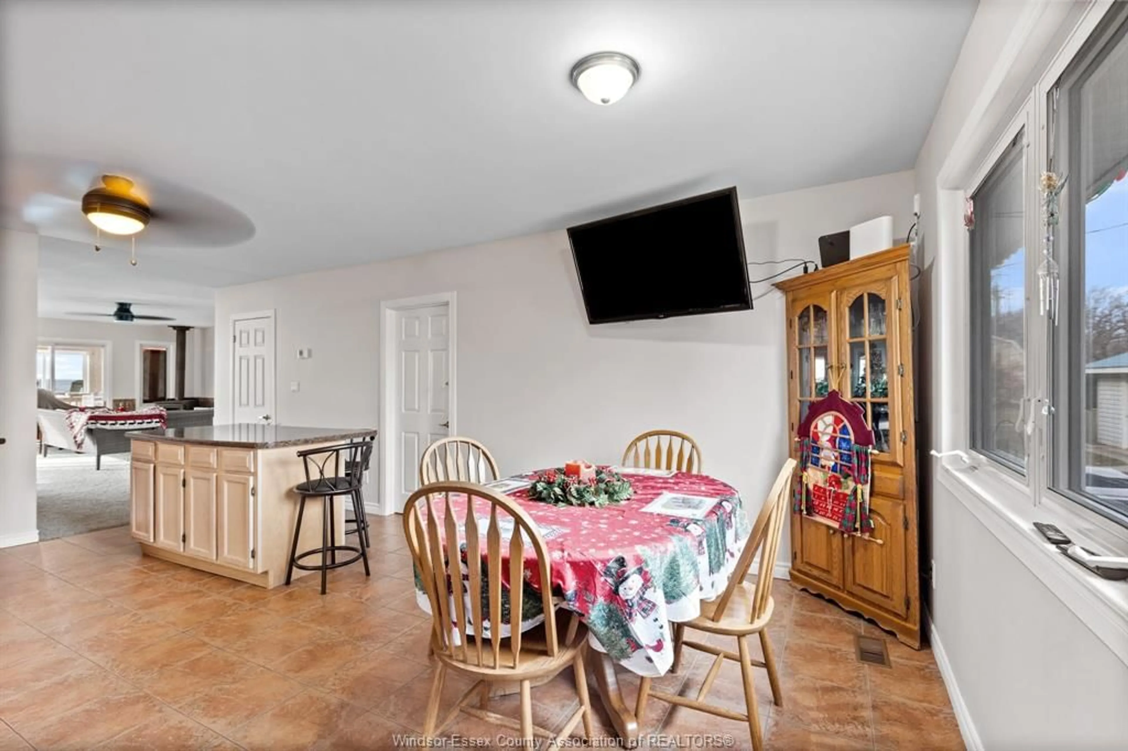 Dining room, unknown for 419 LAKESIDE, Amherstburg Ontario N0R 1G0