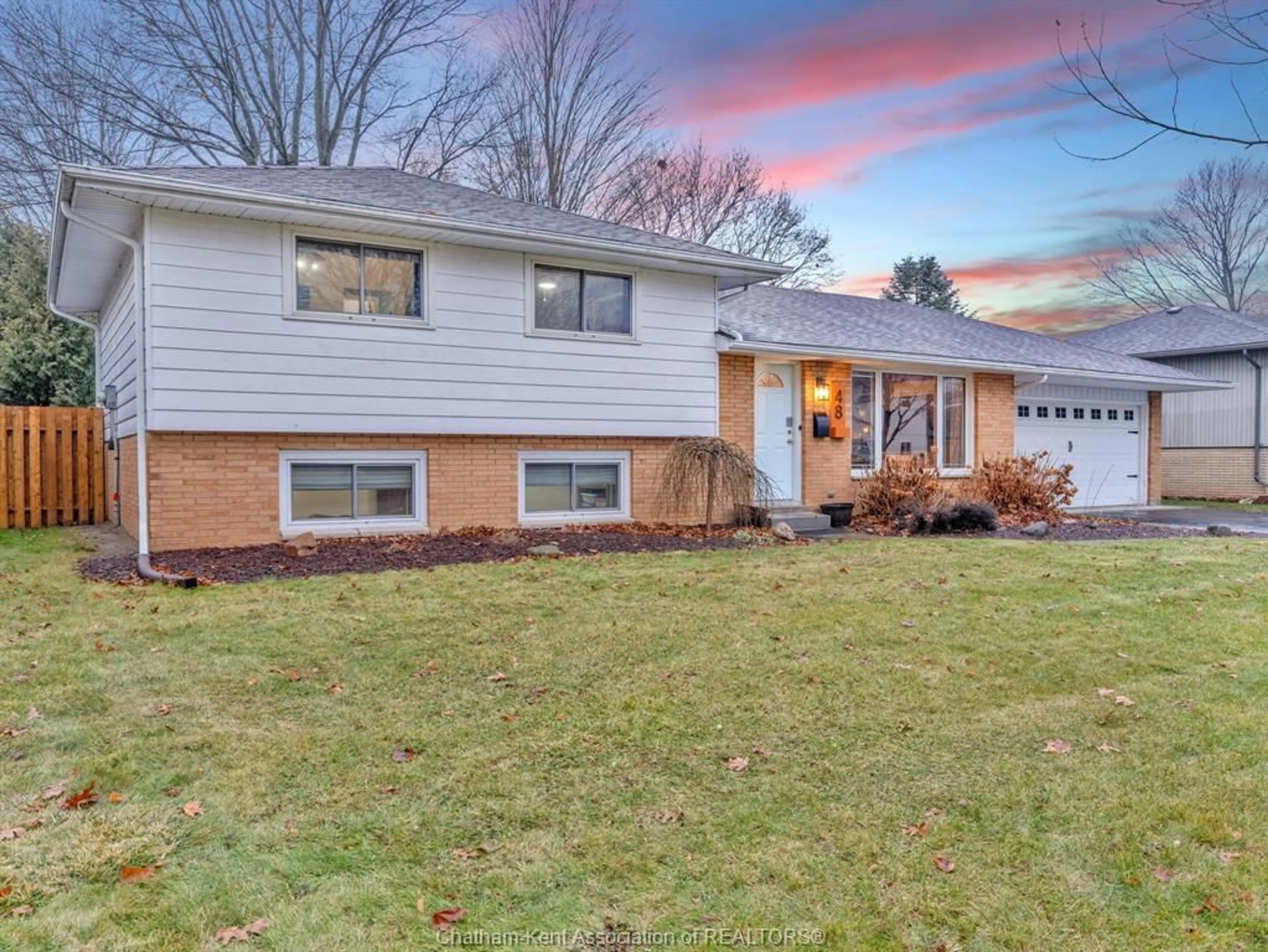 Home with vinyl exterior material, street for 48 ALPINE Ave, Chatham Ontario N7L 2H4