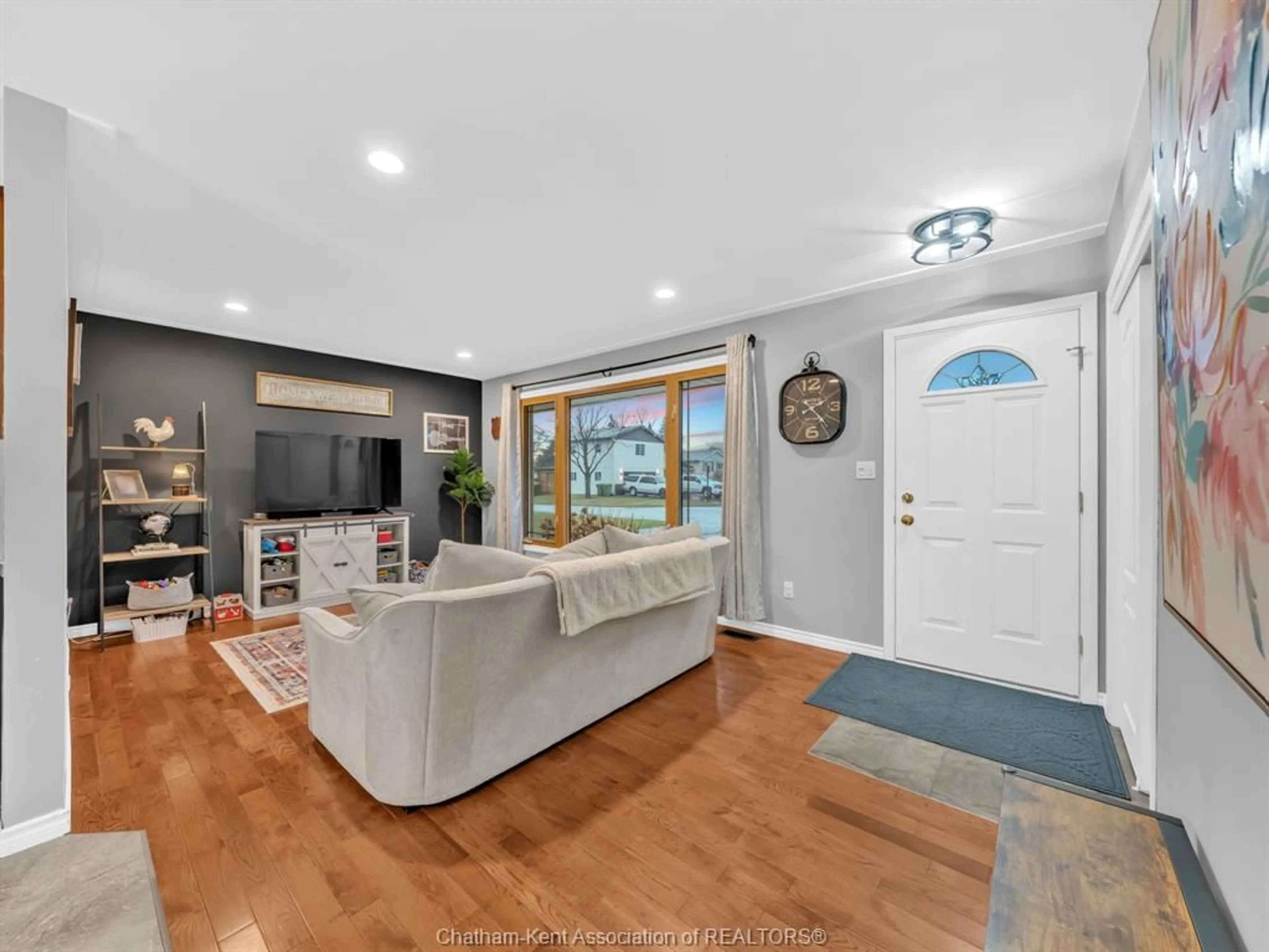 Unknown for 48 ALPINE Ave, Chatham Ontario N7L 2H4