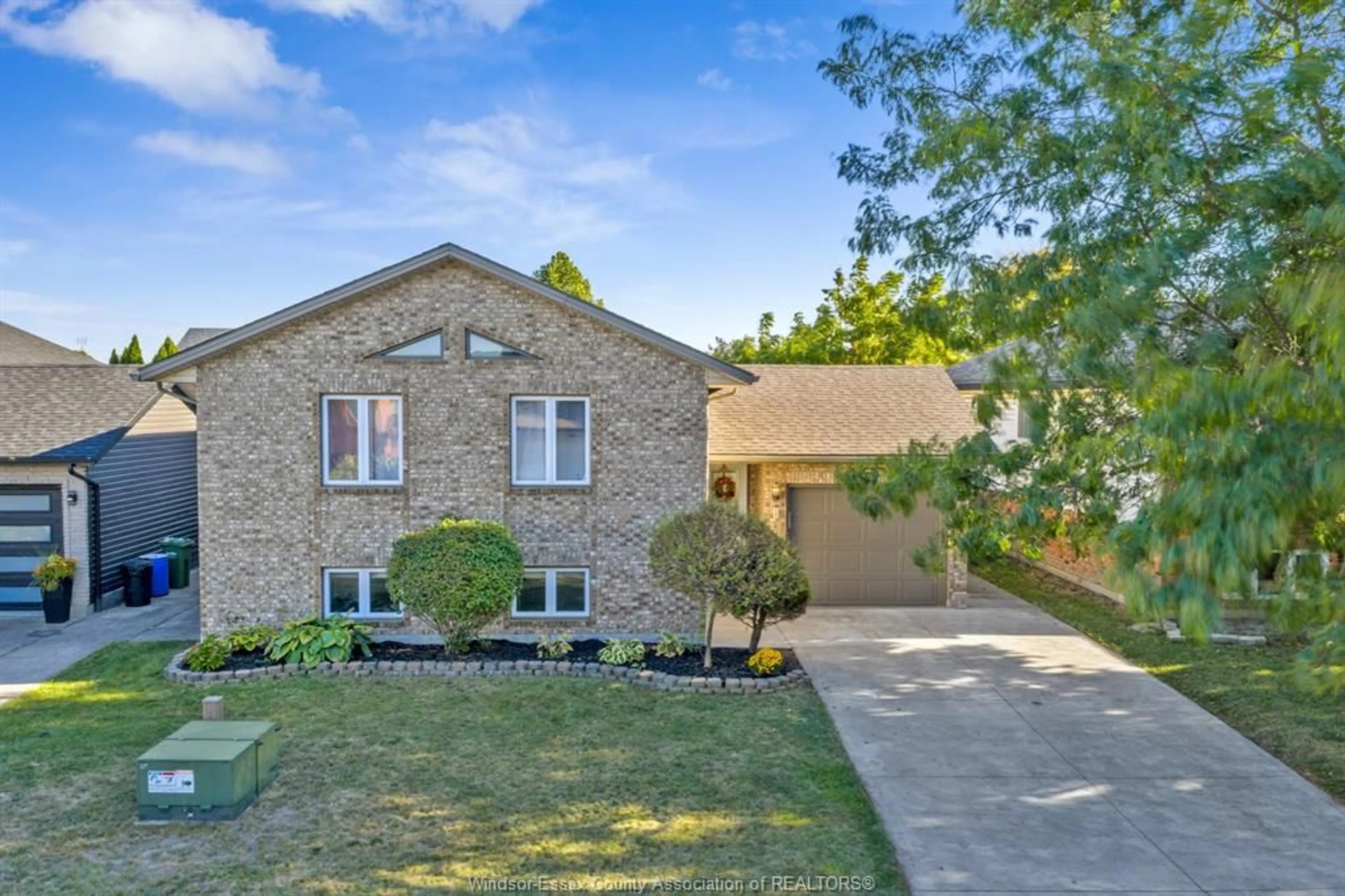 Home with brick exterior material, street for 8078 FAHOLO, Windsor Ontario N8R 2H1