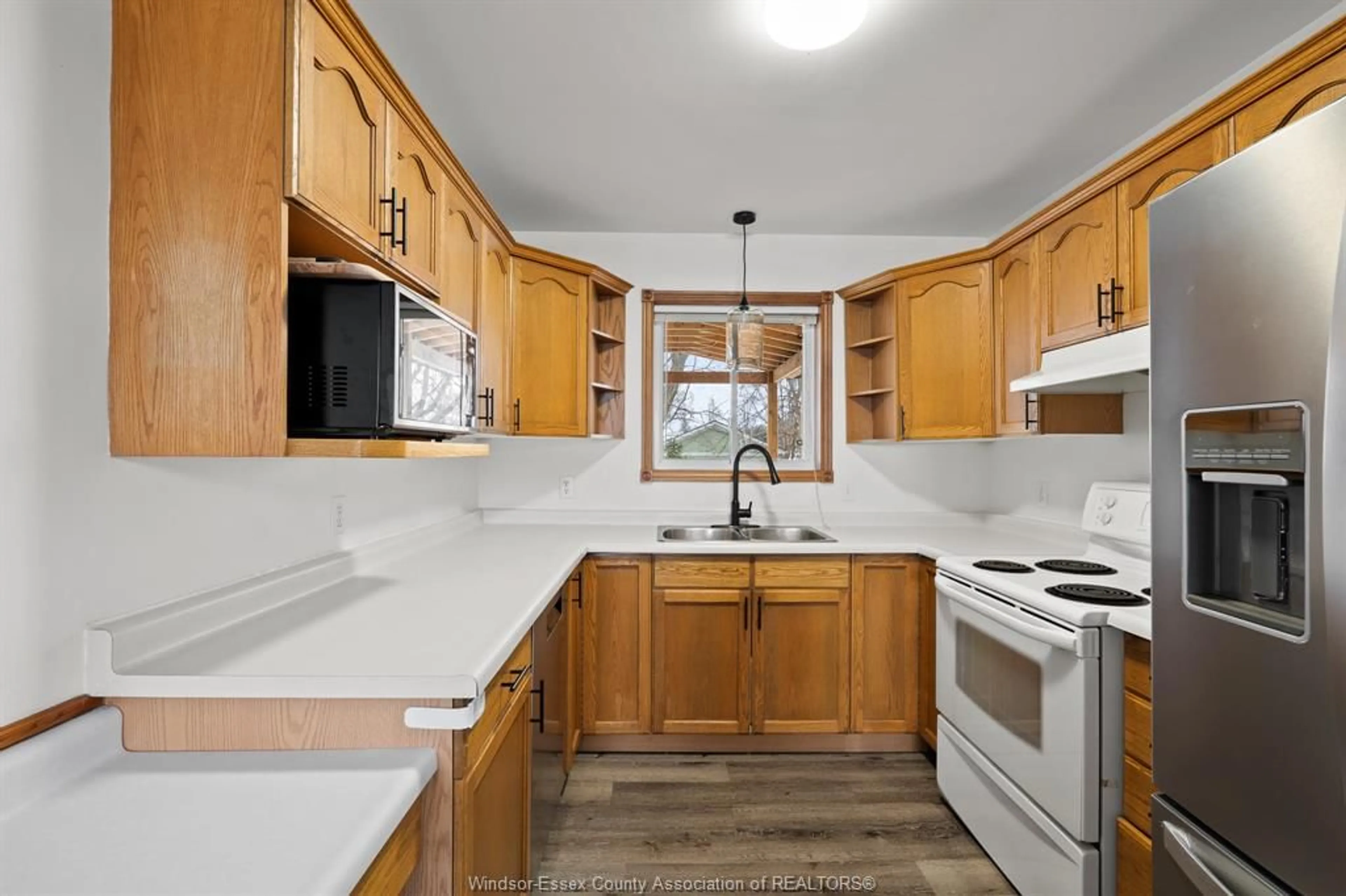 Unknown for 840 LAWNDALE Ave, Kingsville Ontario N9Y 3Y8