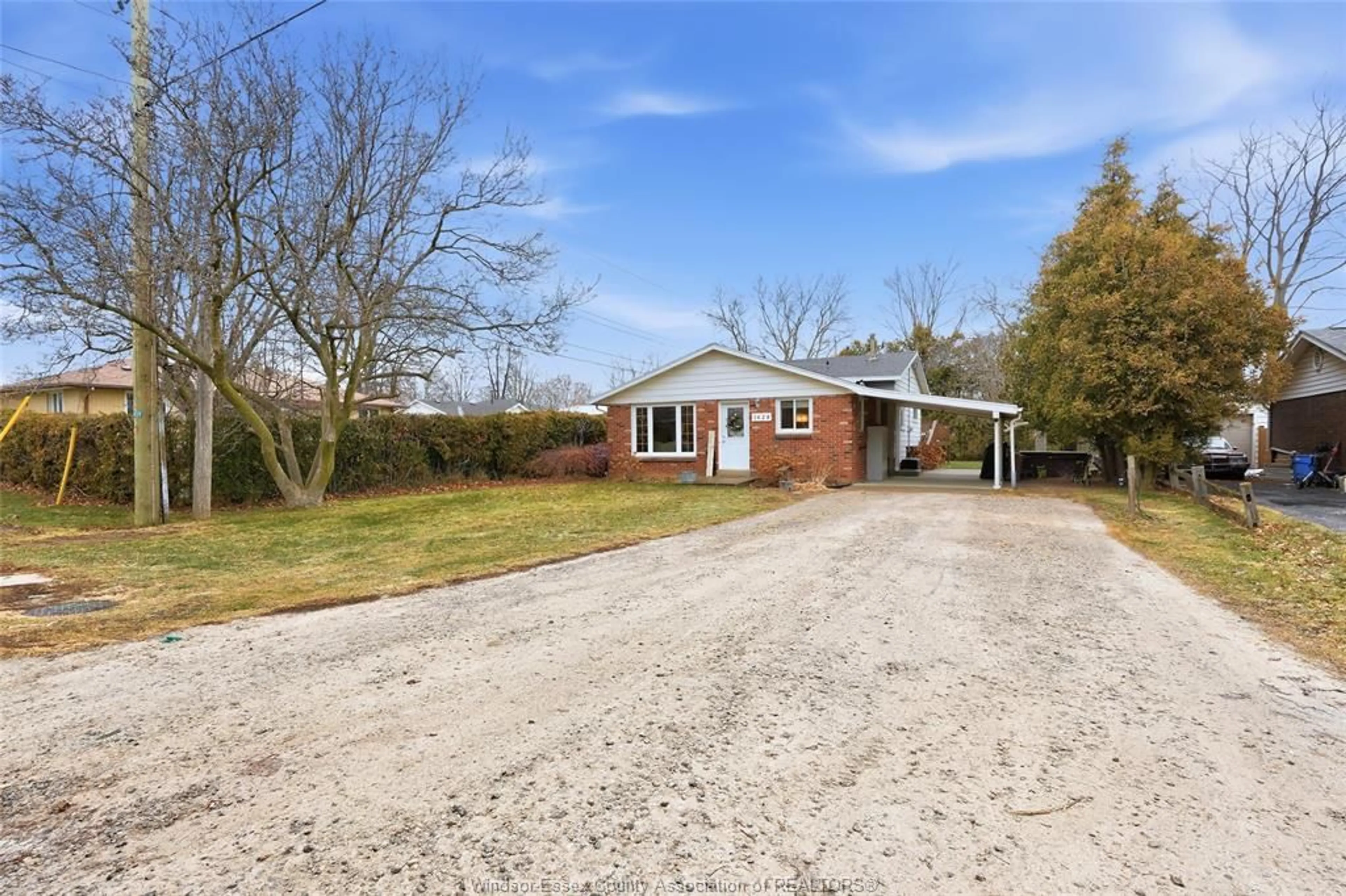 Unknown for 1628 ROAD 2, Kingsville Ontario N0P 2G0