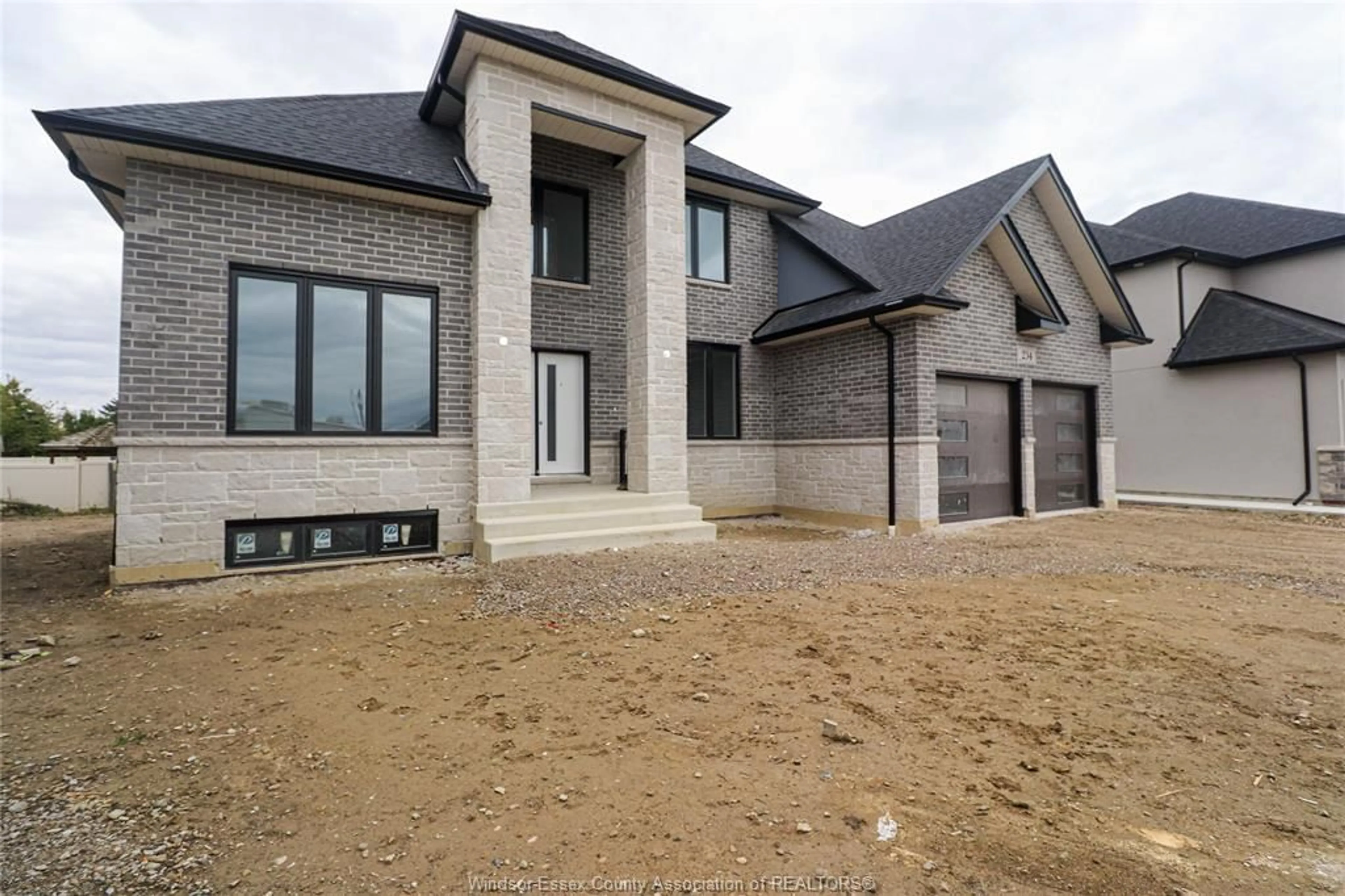 Home with brick exterior material, building for 3475 OKE St, LaSalle Ontario N9J 2M6