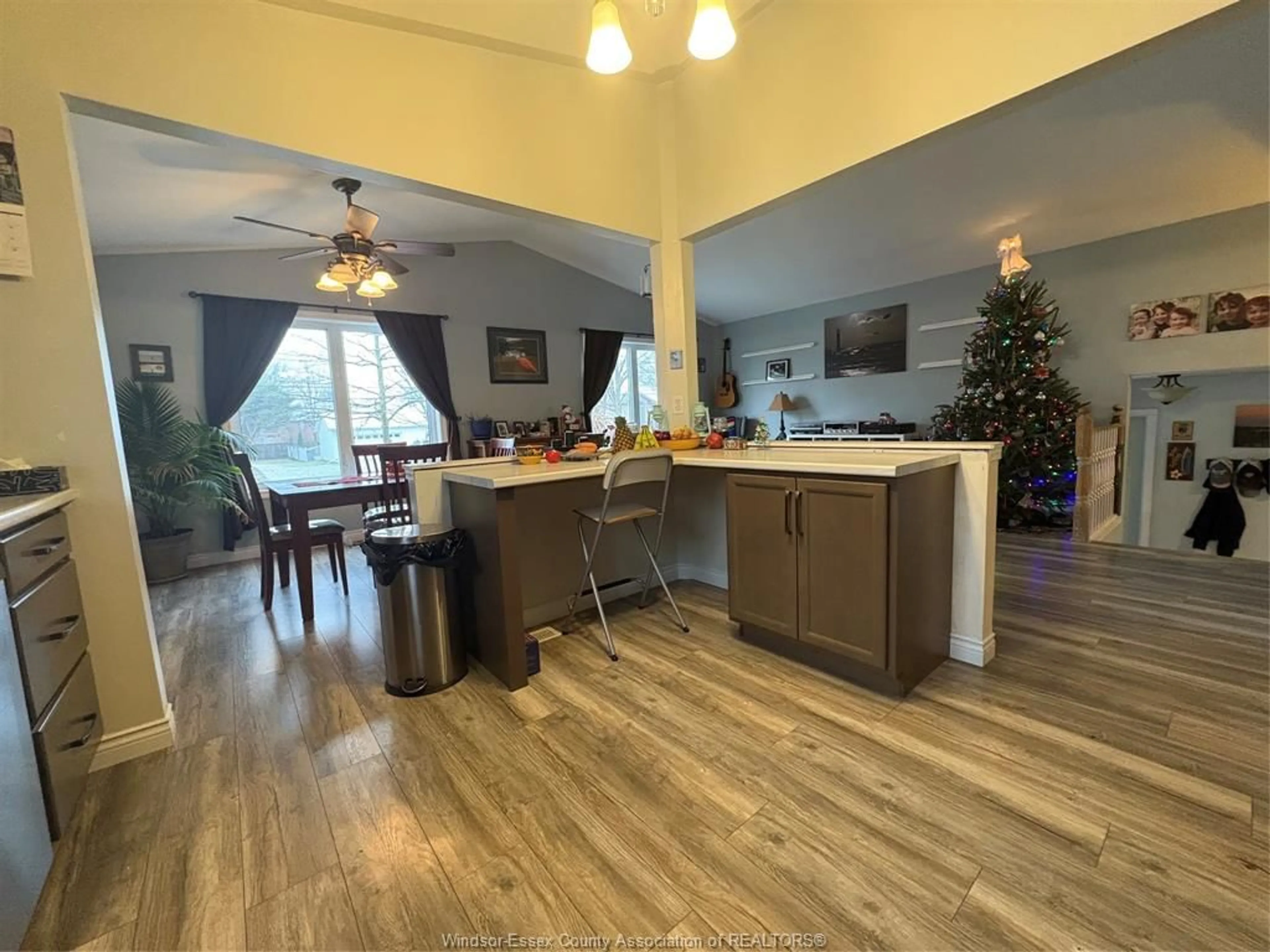 Open concept kitchen, unknown for 581 REAUME, LaSalle Ontario N9J 1B3
