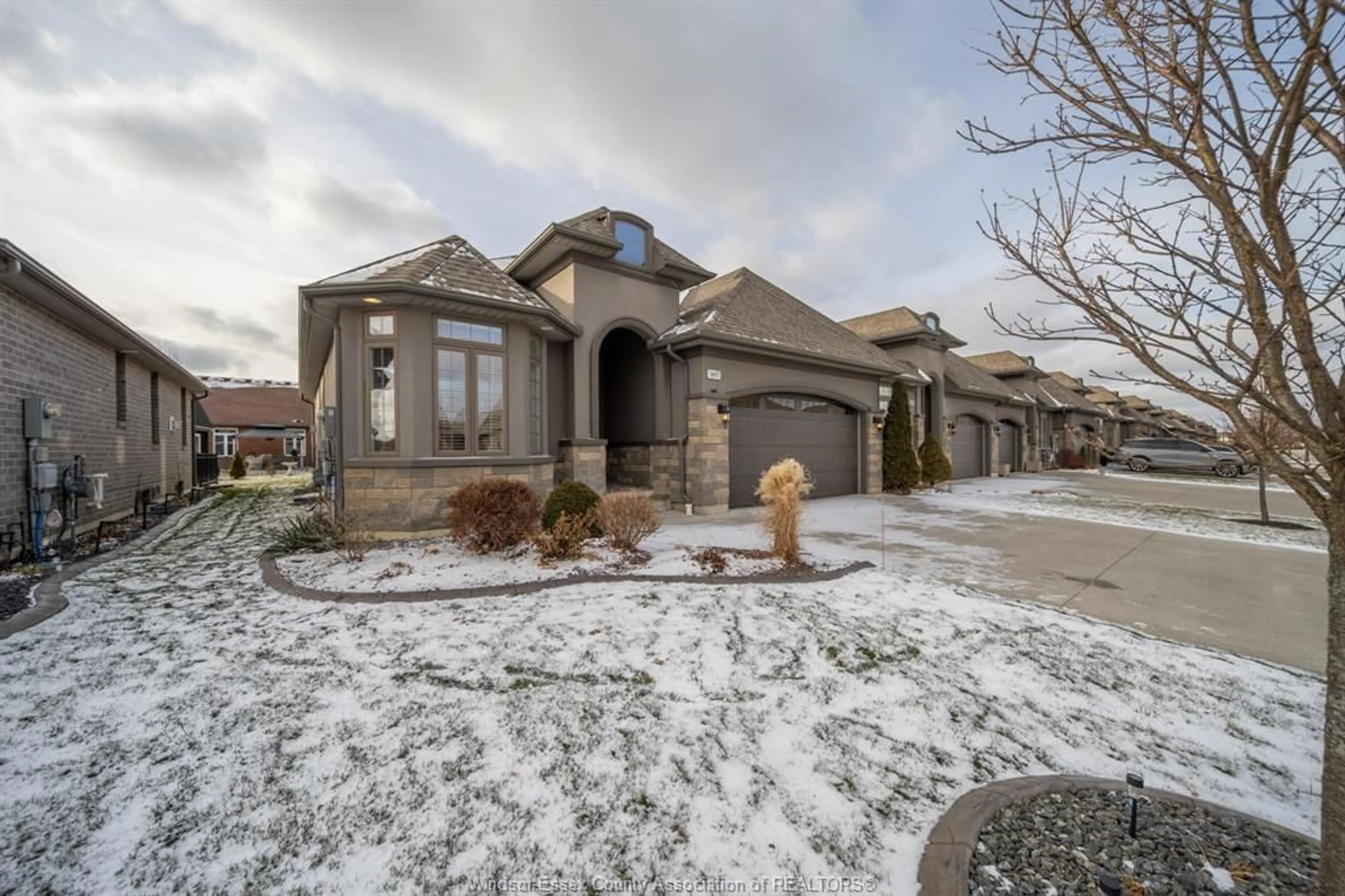 Home with brick exterior material, street for 1445 CYPRESS, Windsor Ontario N8P 1Y4