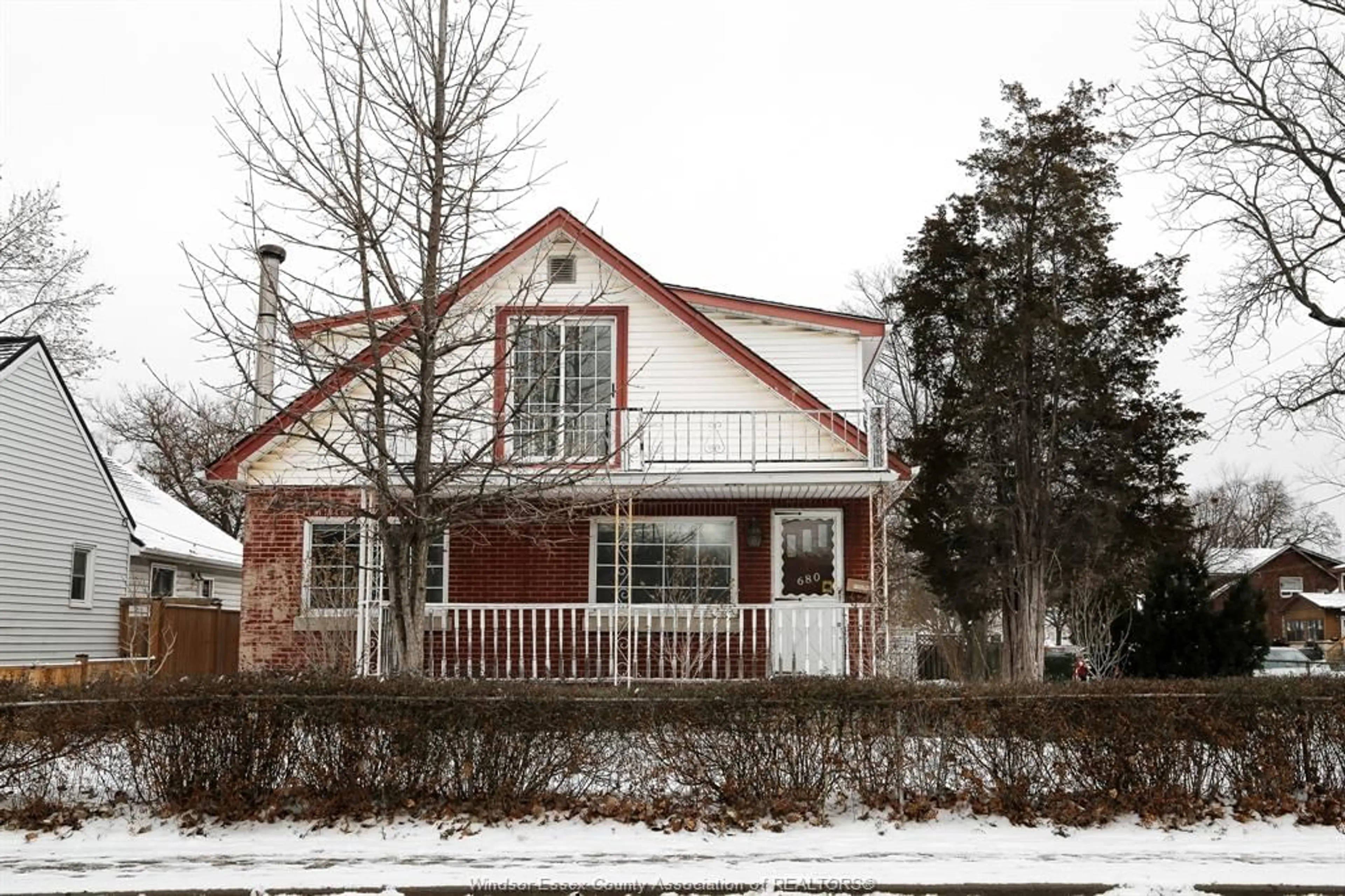 Home with brick exterior material, street for 680 PRINCE, Windsor Ontario N9C 2Z1