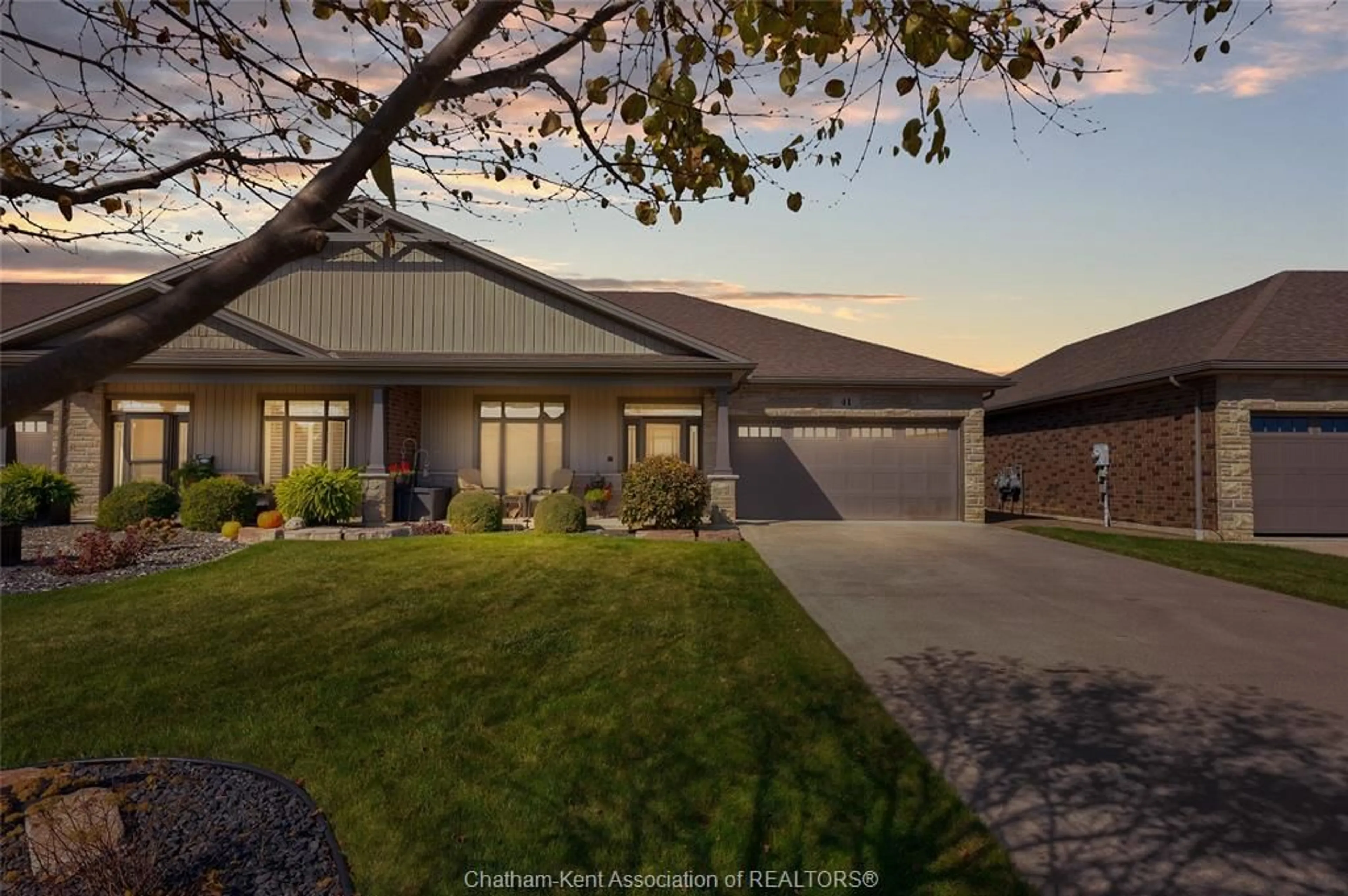 Home with brick exterior material, street for 41 Veranda Crt, Chatham Ontario N7L 0B4