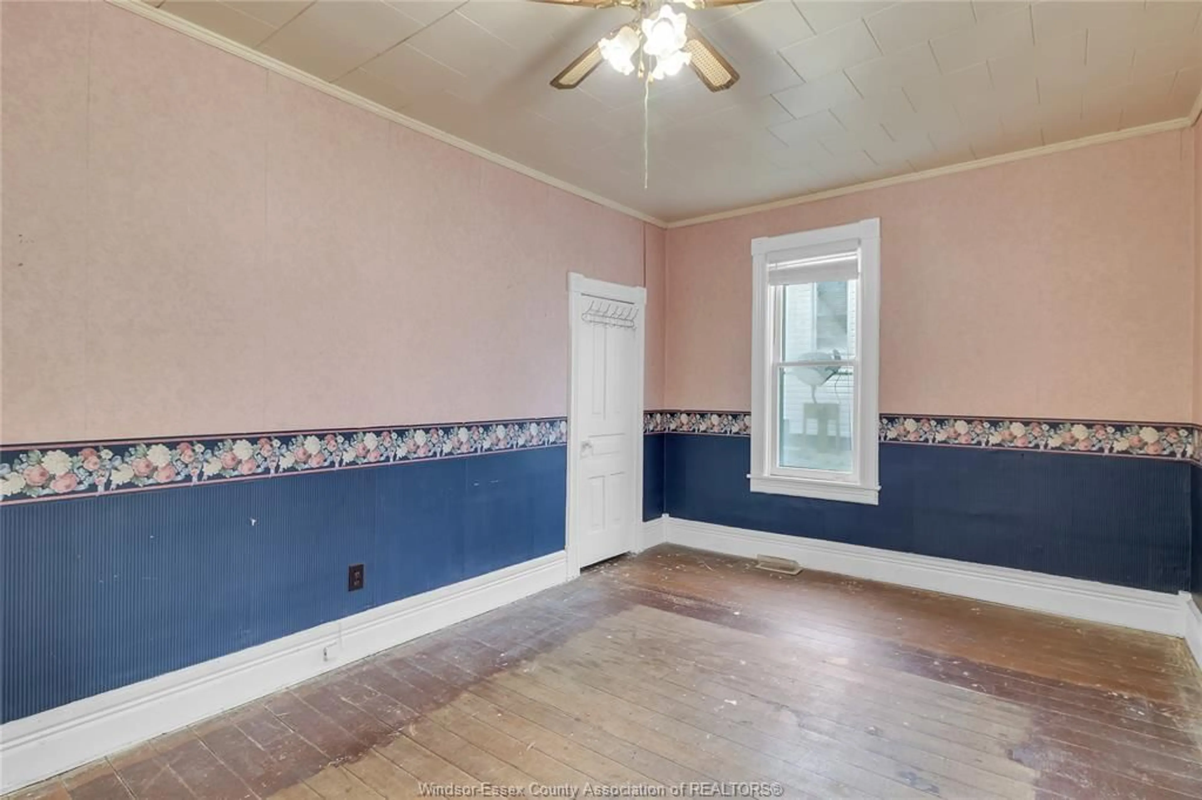 A pic of a room for 38 CHESTNUT St, Wheatley Ontario N0P 2P0