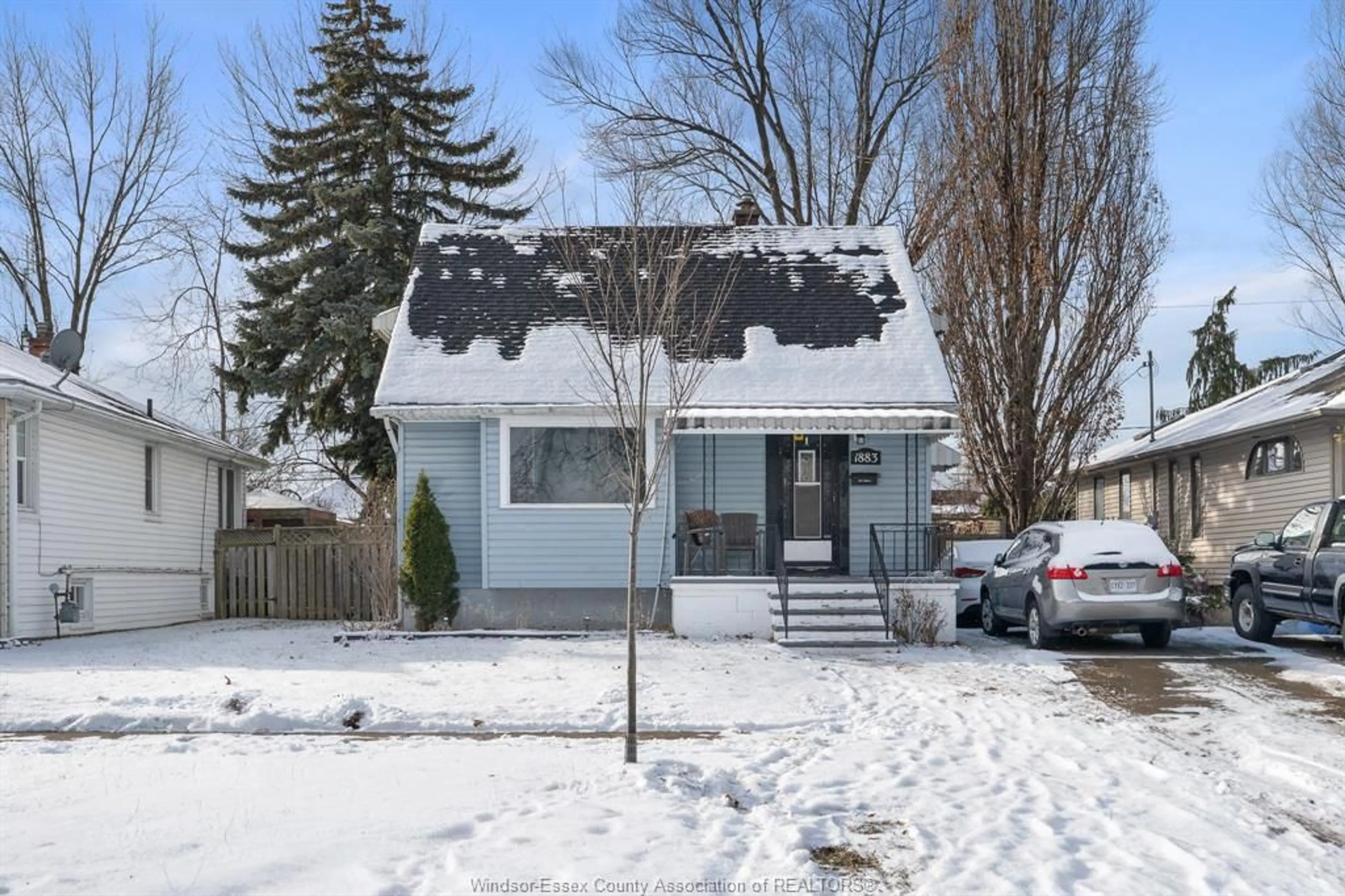 Unknown for 1883 LARKIN RD, Windsor Ontario N8W 4G7