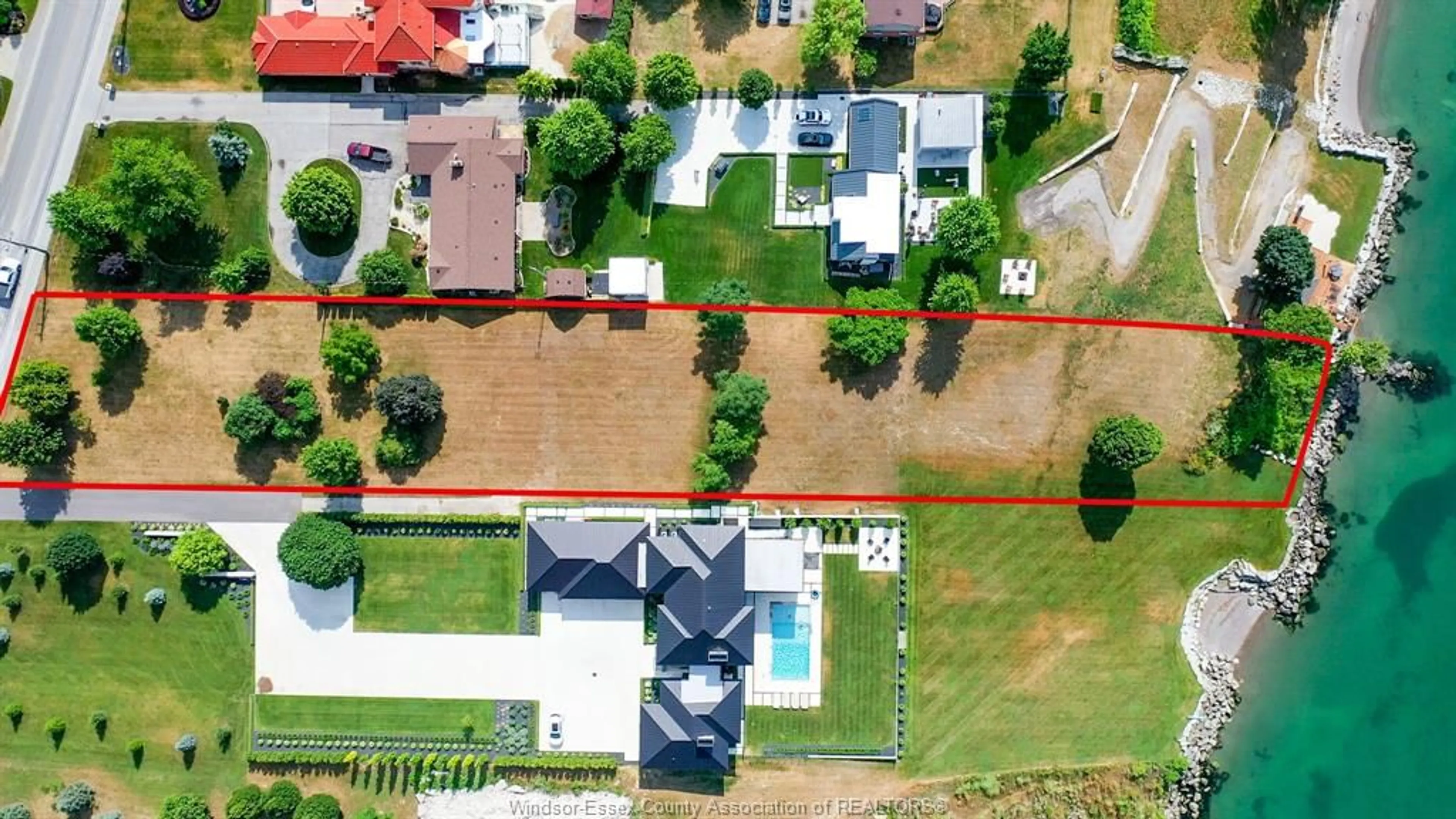 A pic from outside/outdoor area/front of a property/back of a property/a pic from drone, street for 366 SEACLIFF Dr, Leamington Ontario N8H 4E1