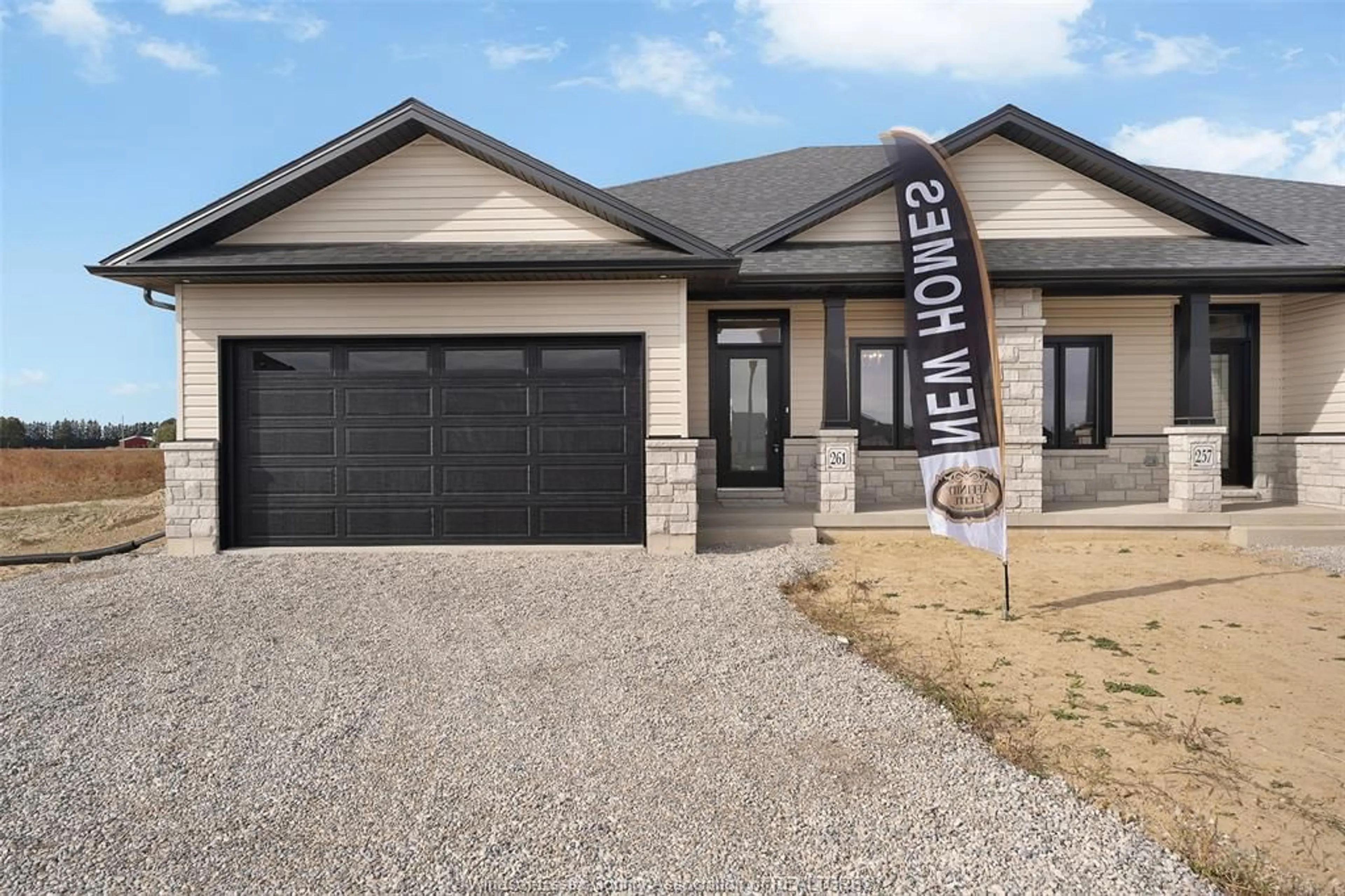 Home with brick exterior material, street for 261 WORTHINGTON Crt, Chatham Ontario N7L 0G7