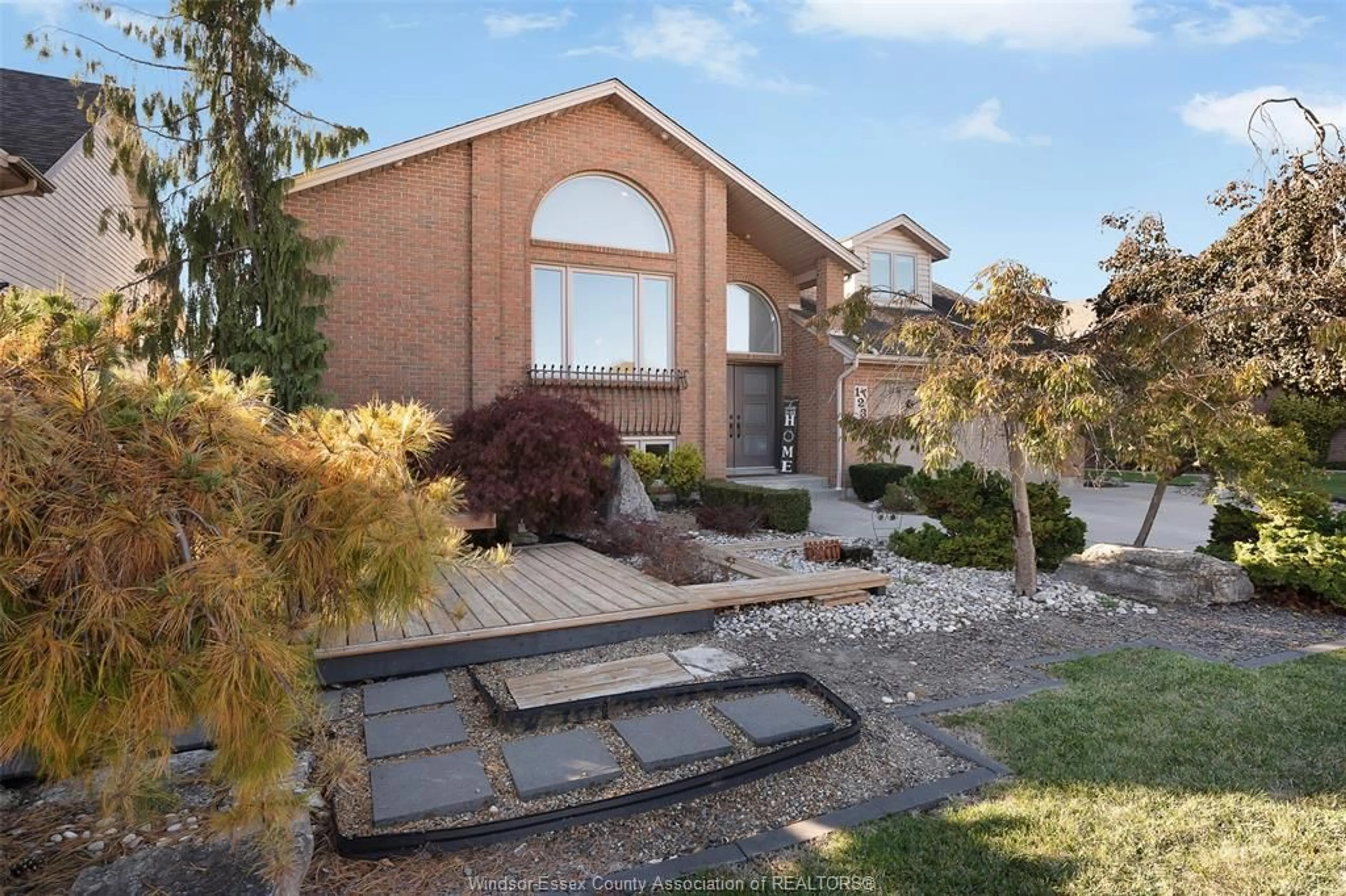 Home with brick exterior material, unknown for 123 PHEASANT RUN, Lakeshore Ontario N8L 0Z7